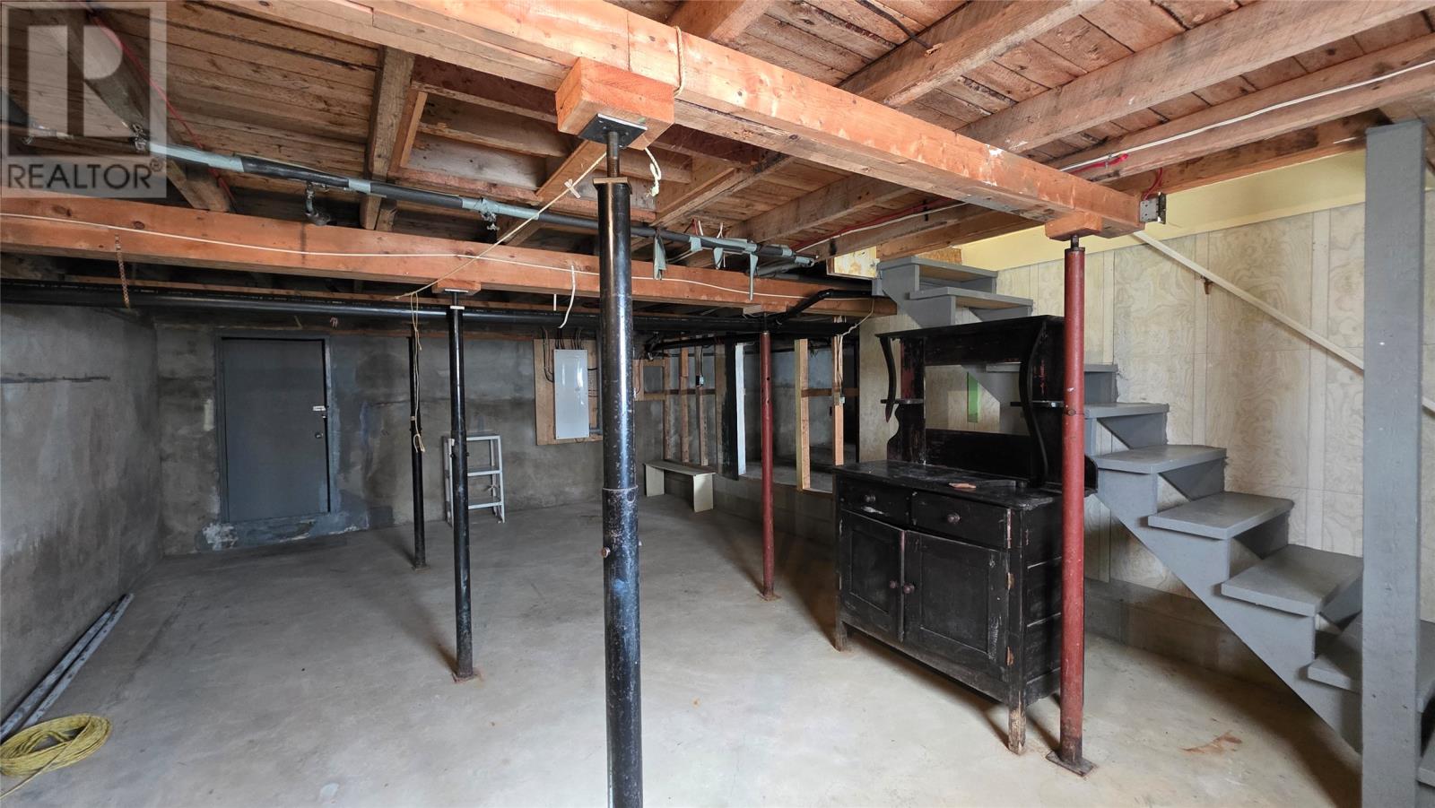 143 Bayview Street Property Photo 33