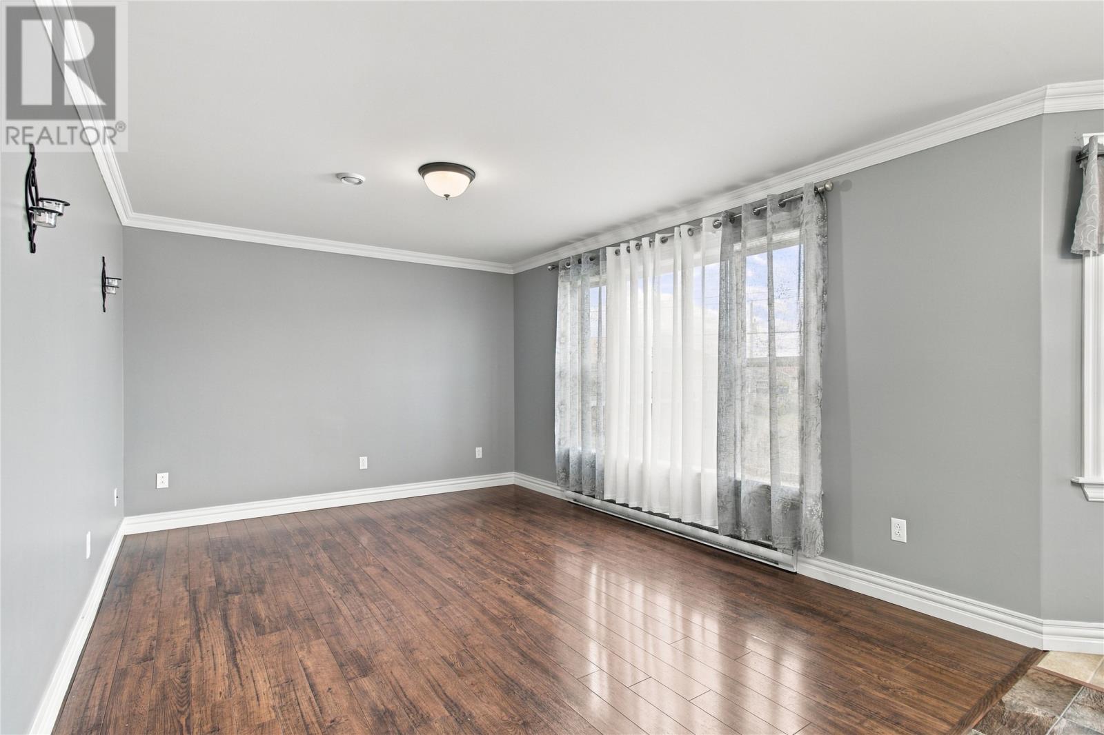 27 Glenlonan Street Property Photo 5