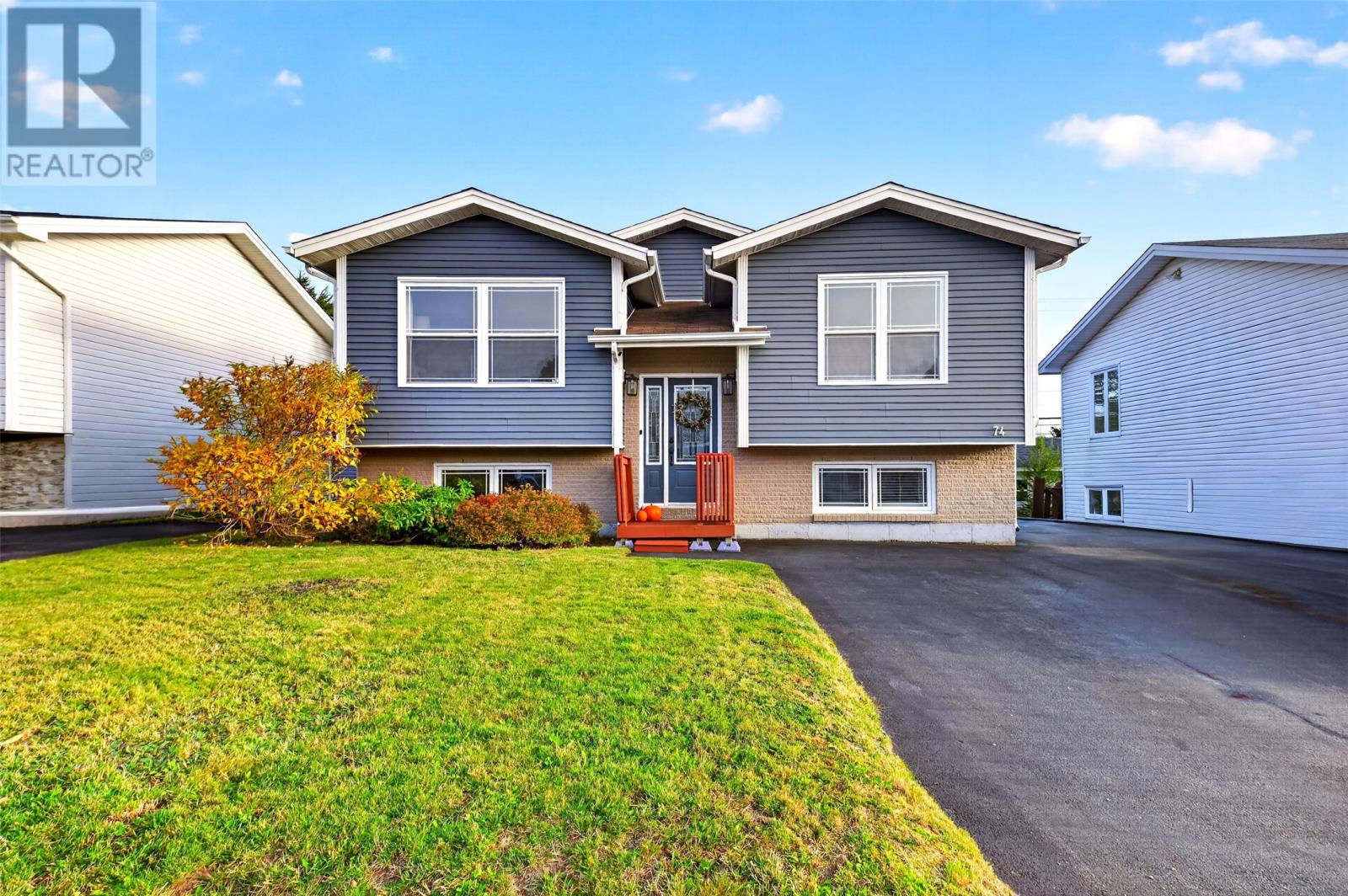 74 O'flaherty Crescent Property Photo 1
