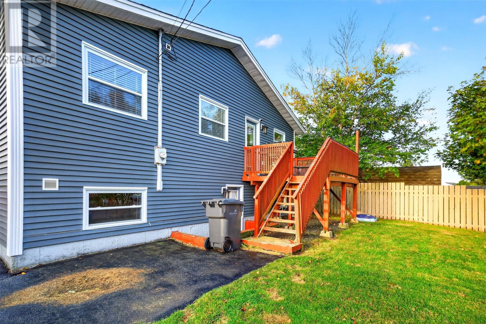 74 O'flaherty Crescent Property Photo 5