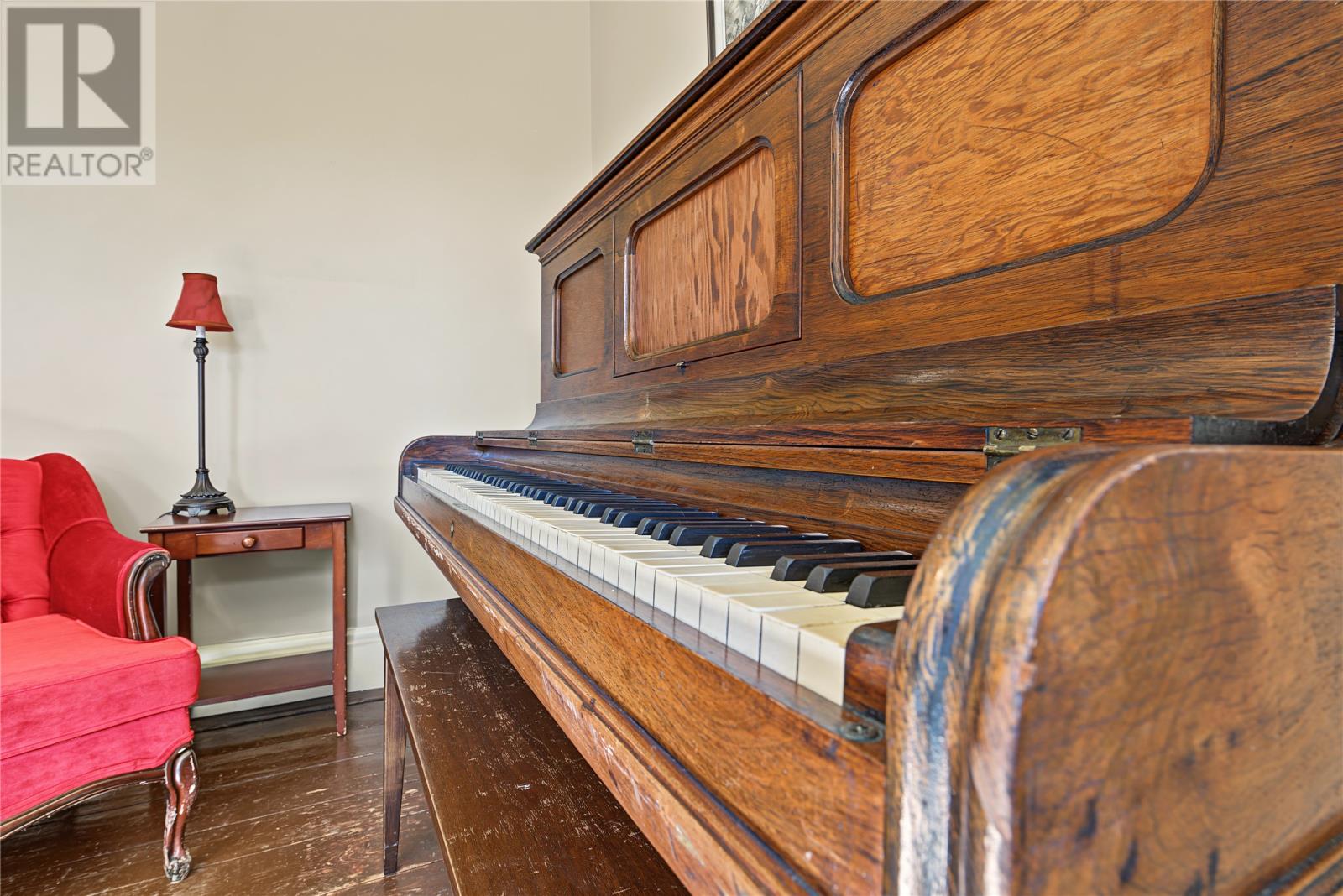 8 Patrick Street Property Photo 19