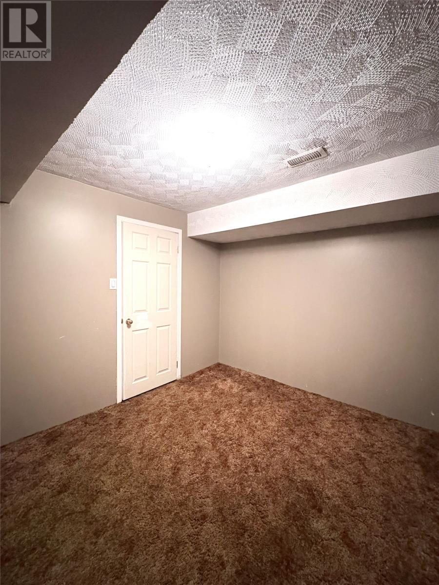 50 Caledonia Road Property Photo 26
