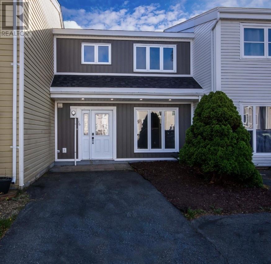 16 Woodford Drive Property Photo 1