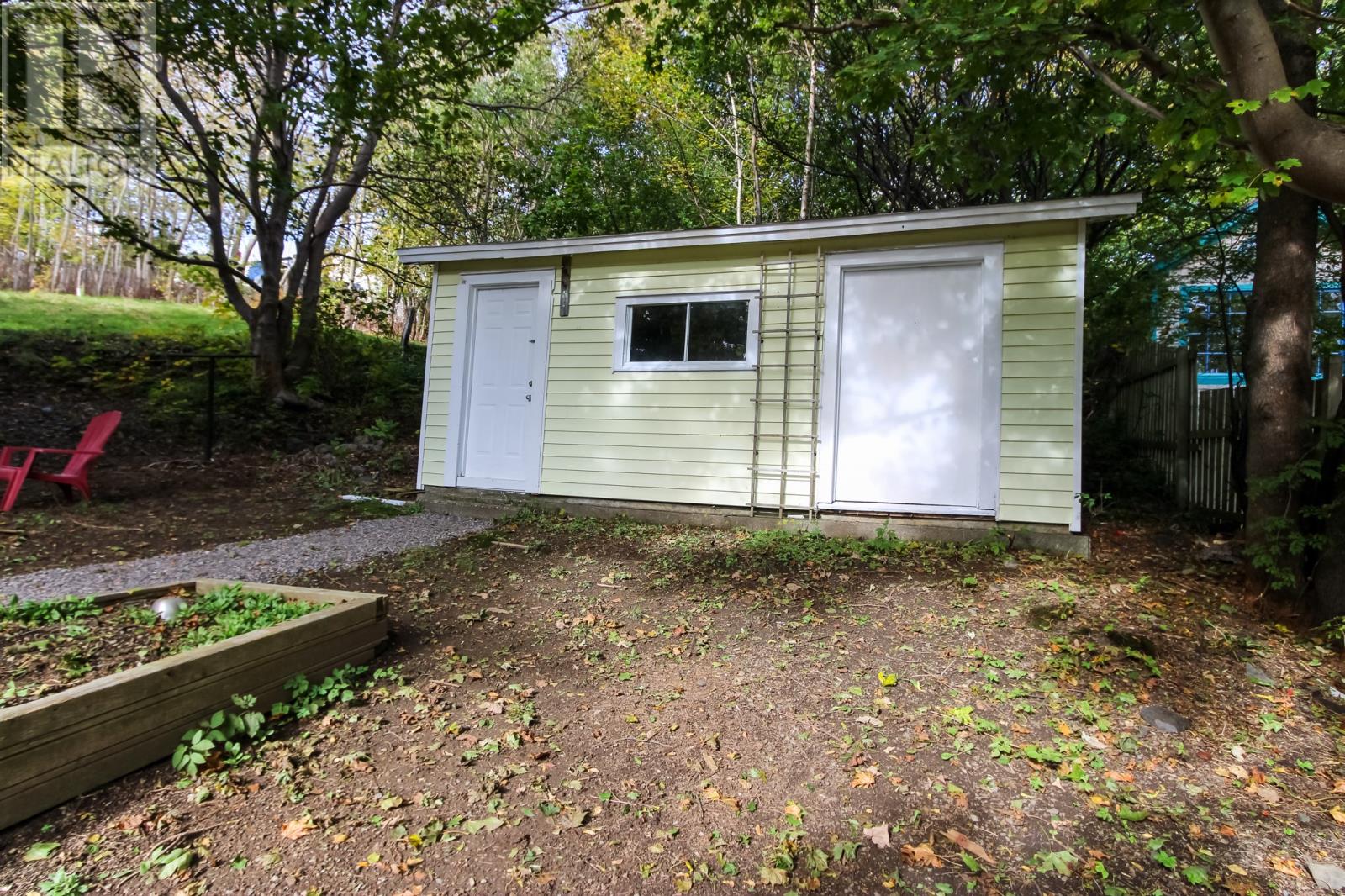 102 Topsail Road Property Photo 6