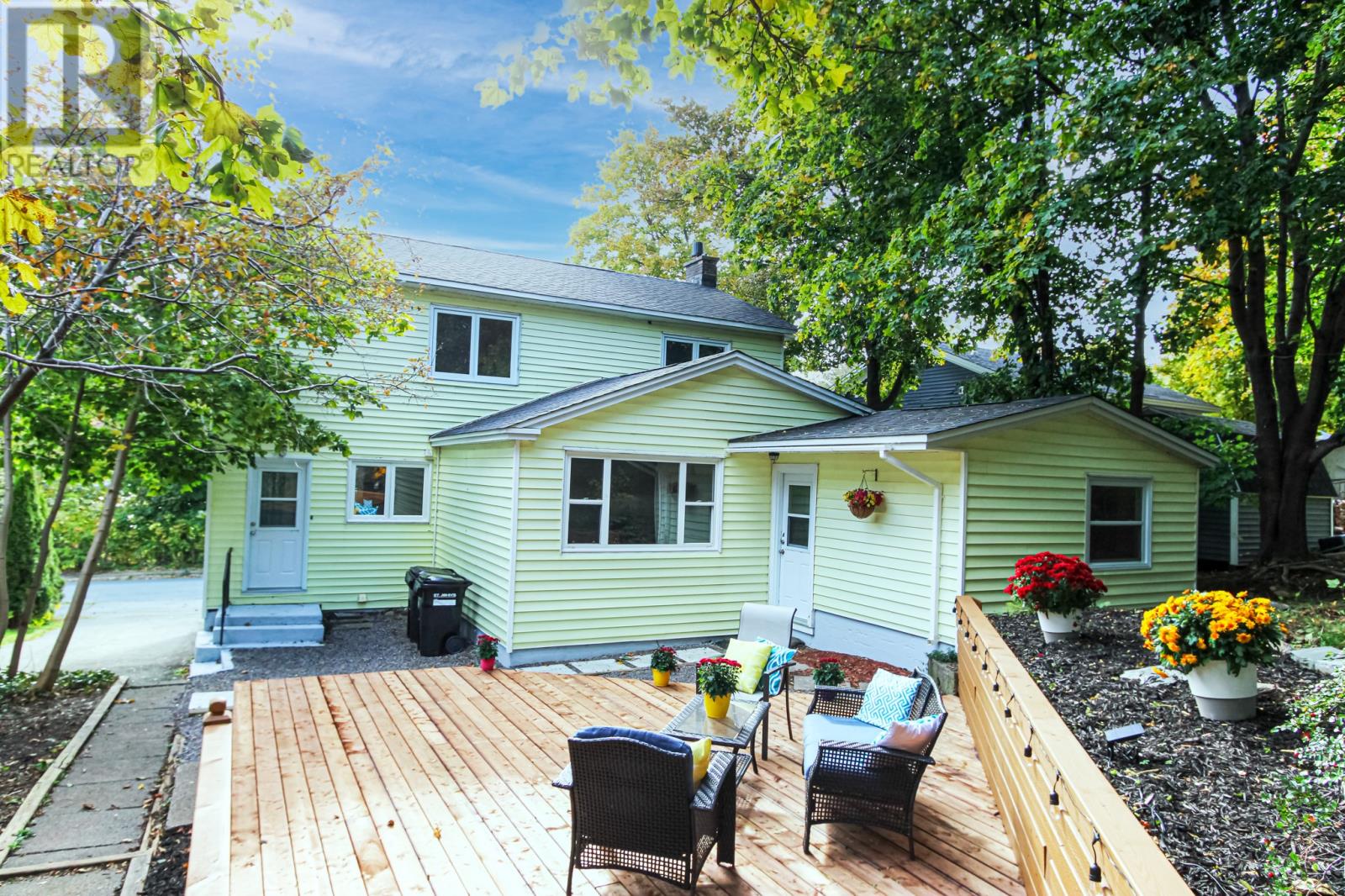 102 Topsail Road Property Photo 8