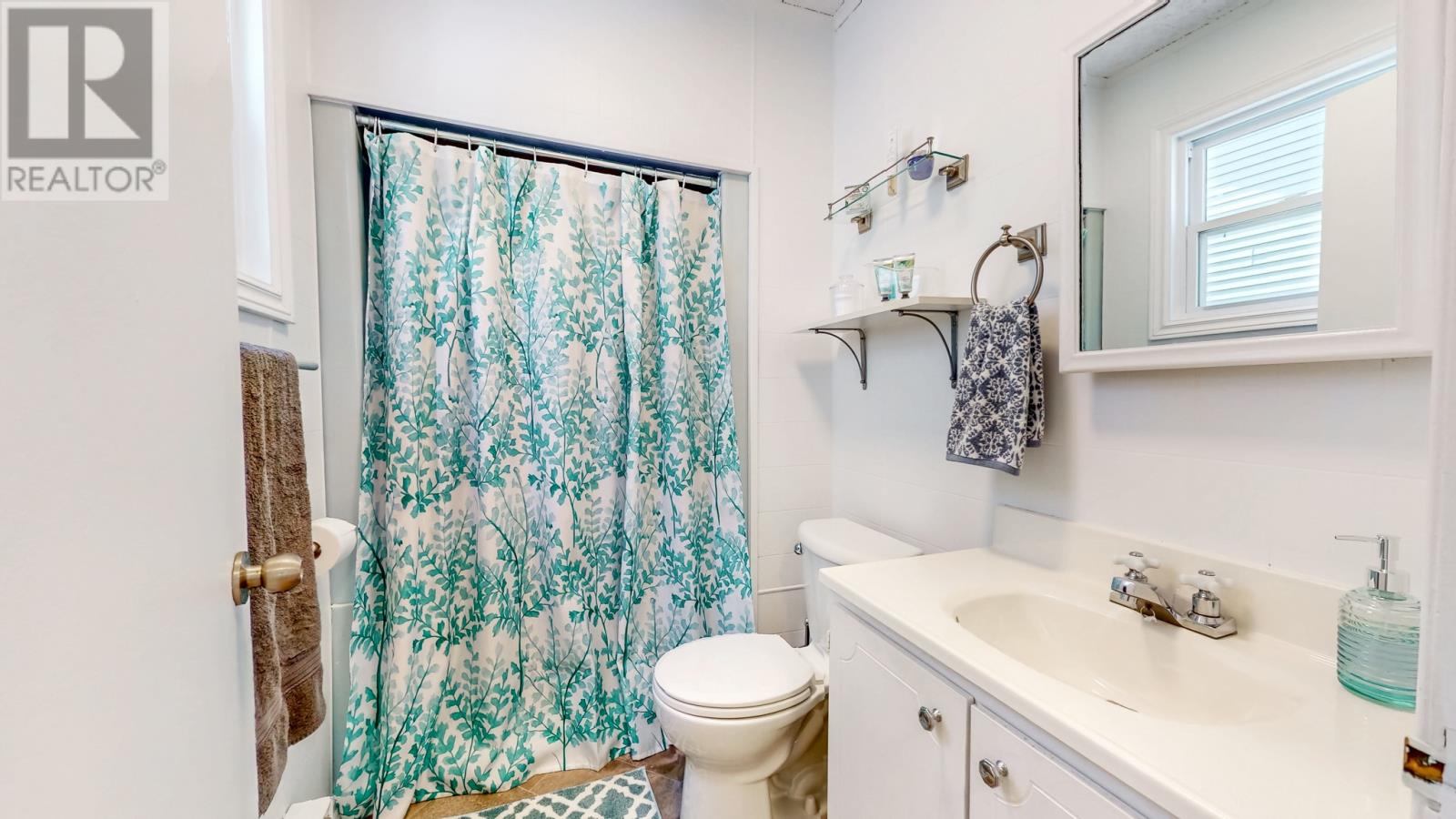 102 Topsail Road Property Photo 22