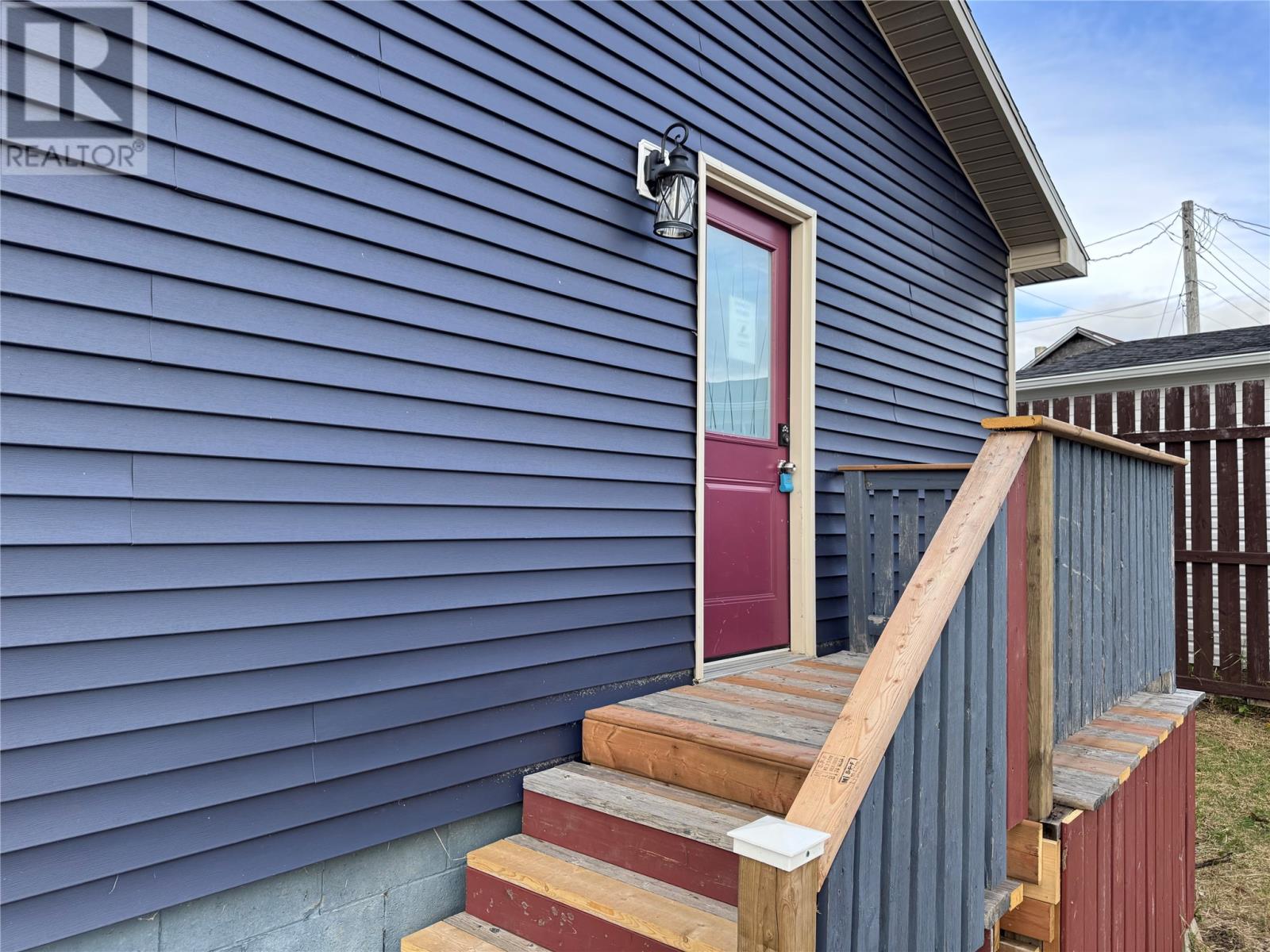 76 Maple Street Property Photo 3