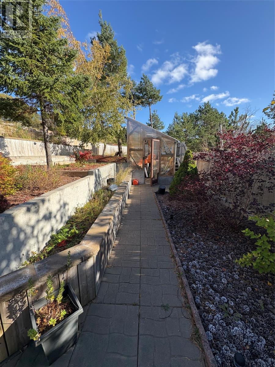 31 Readers Hill Crescent Property Photo 24