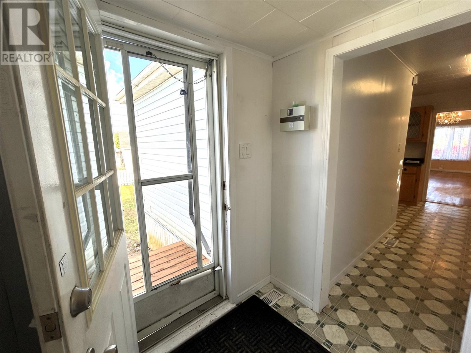 1 Stanley Place Property Photo 5