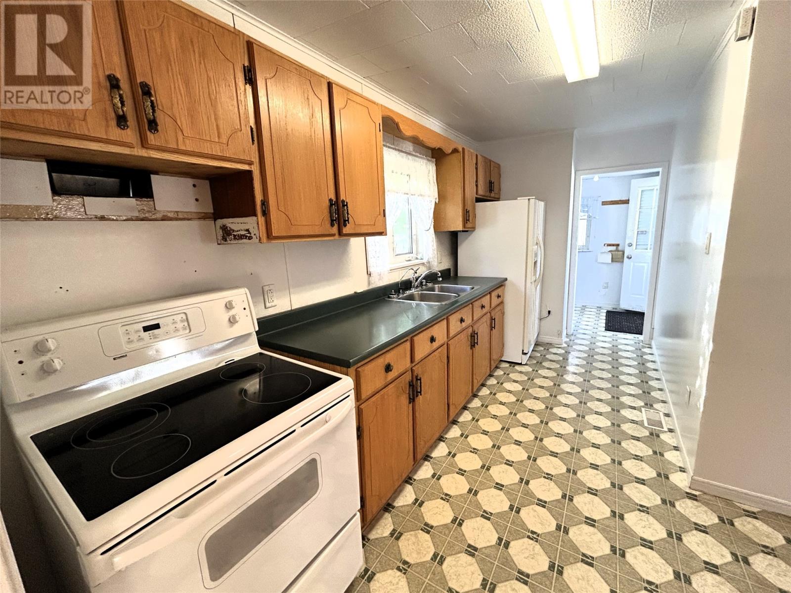 1 Stanley Place Property Photo 6