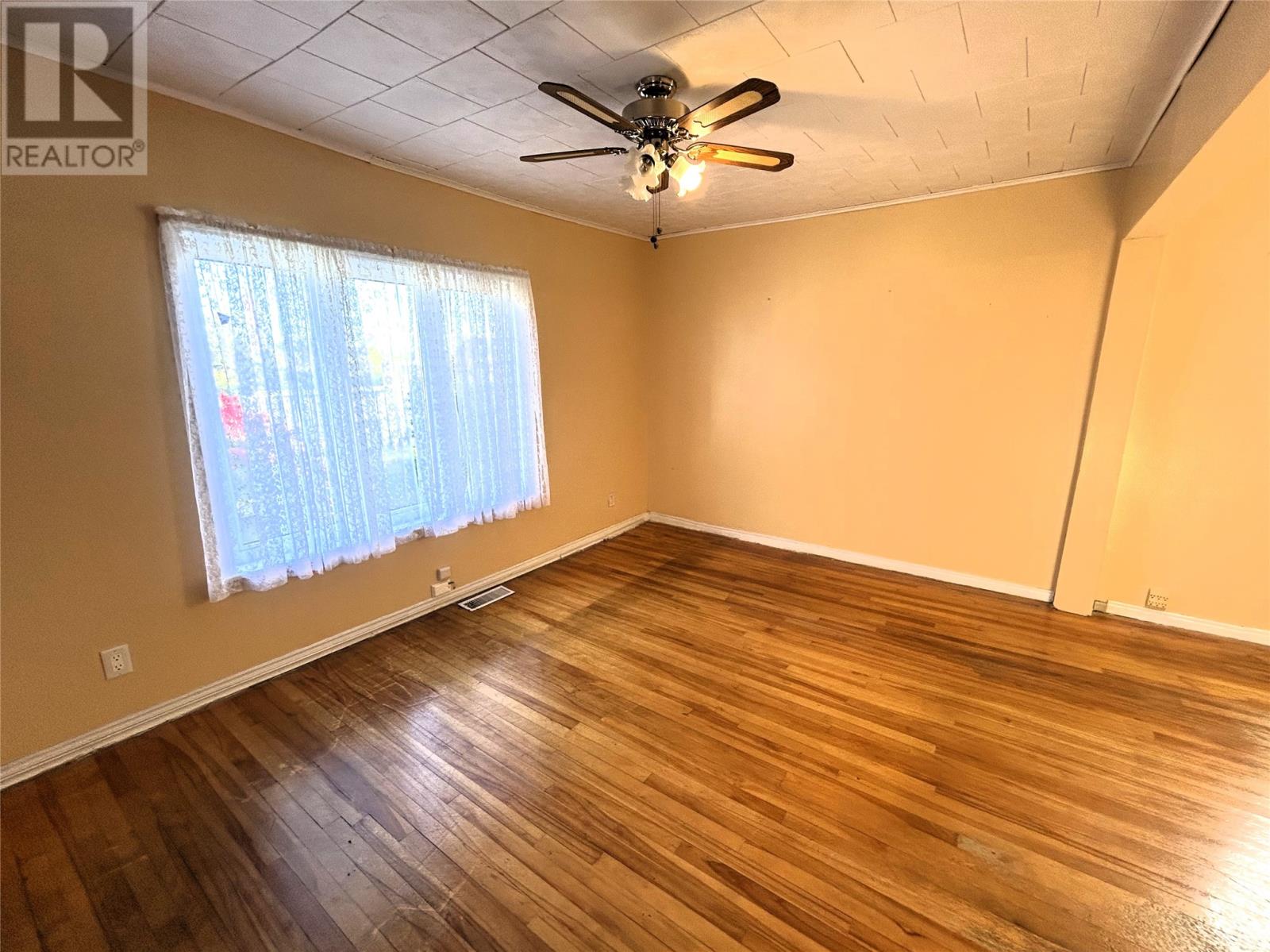 1 Stanley Place Property Photo 12