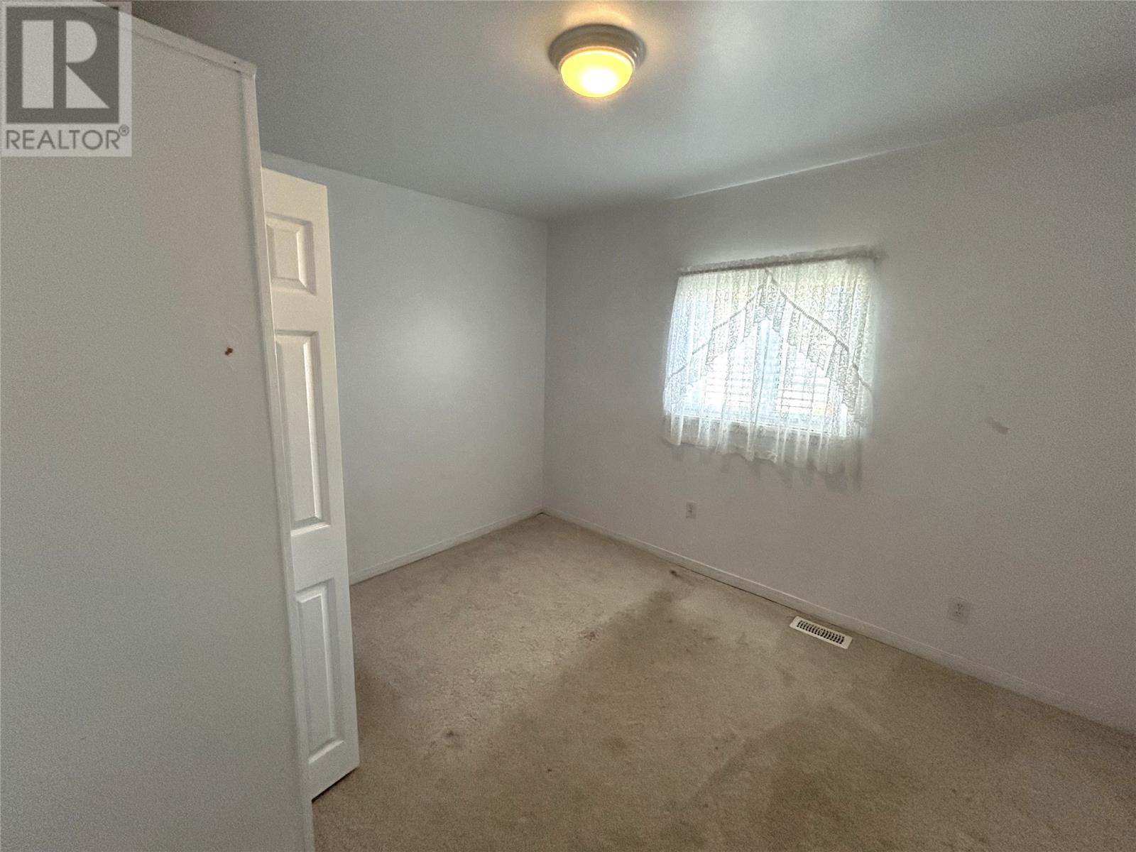1 Stanley Place Property Photo 16