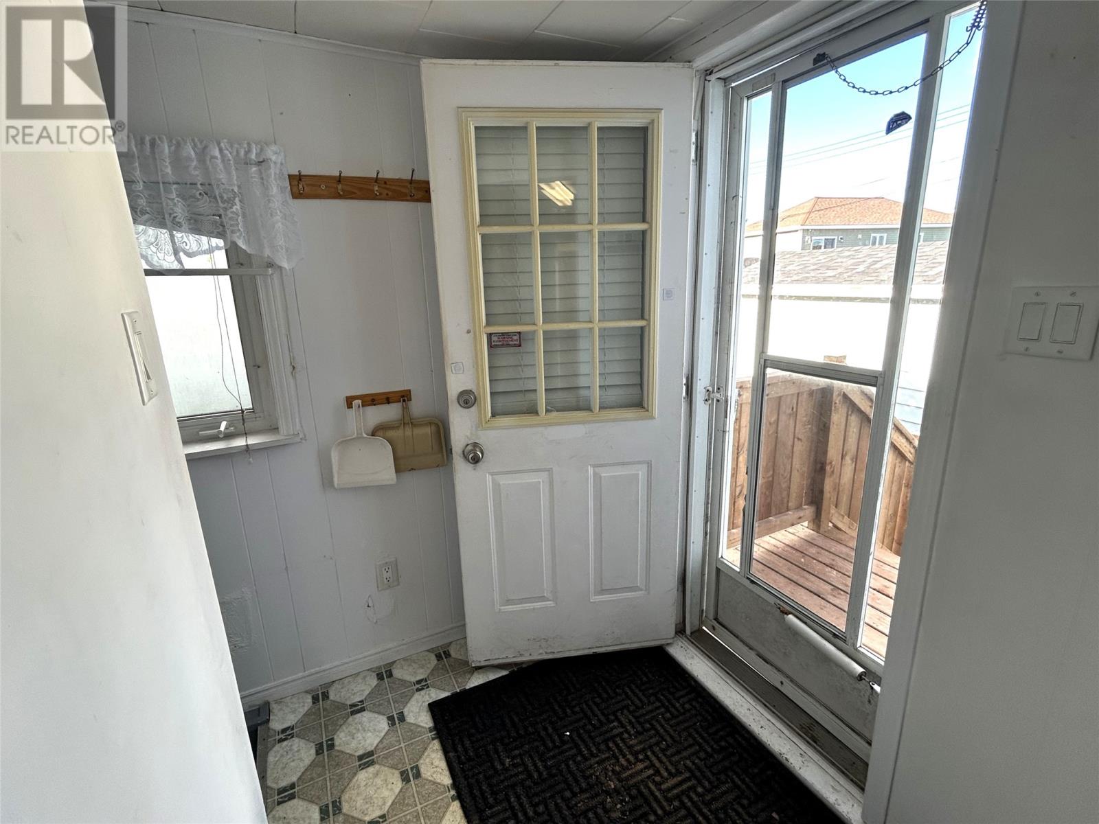 1 Stanley Place Property Photo 22
