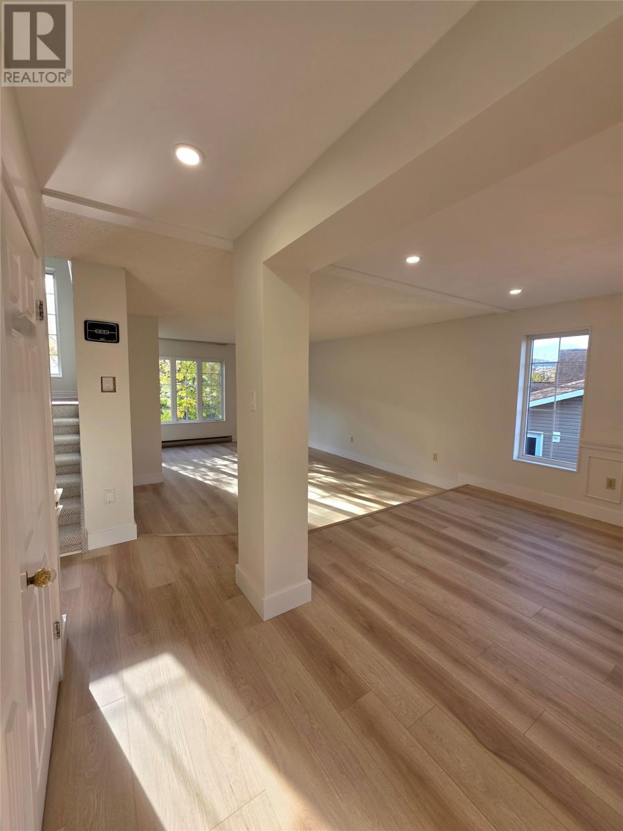 41 Macpherson Avenue Property Photo 3