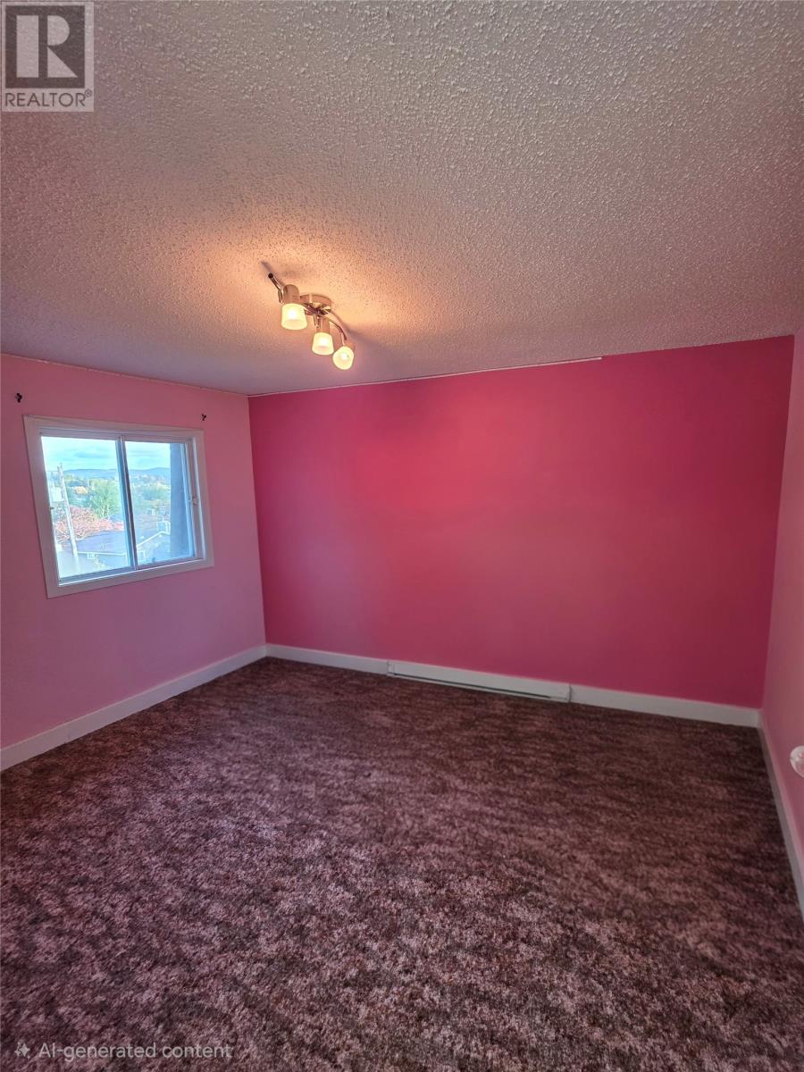 41 Macpherson Avenue Property Photo 12