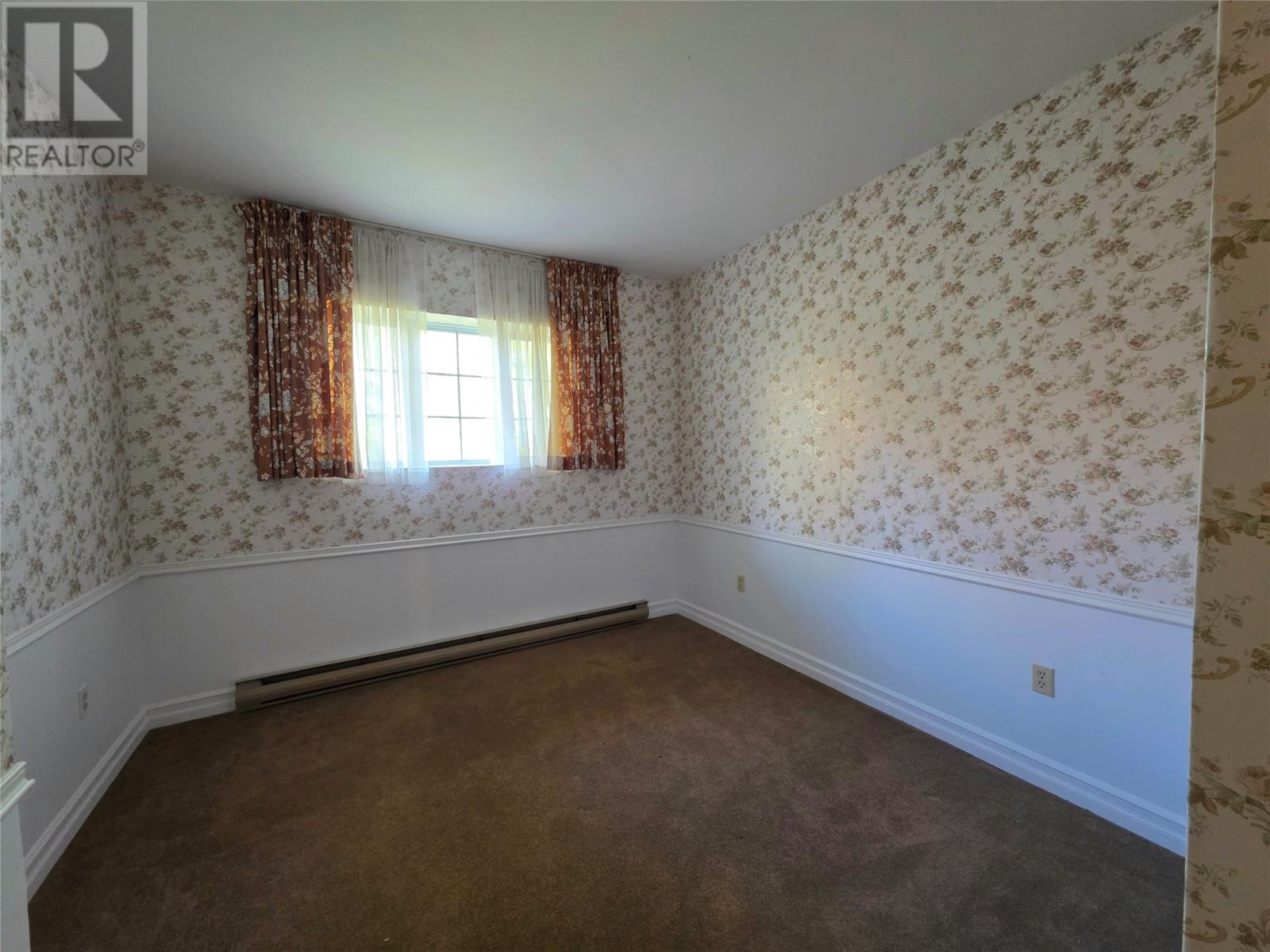 41 Macpherson Avenue Property Photo 25