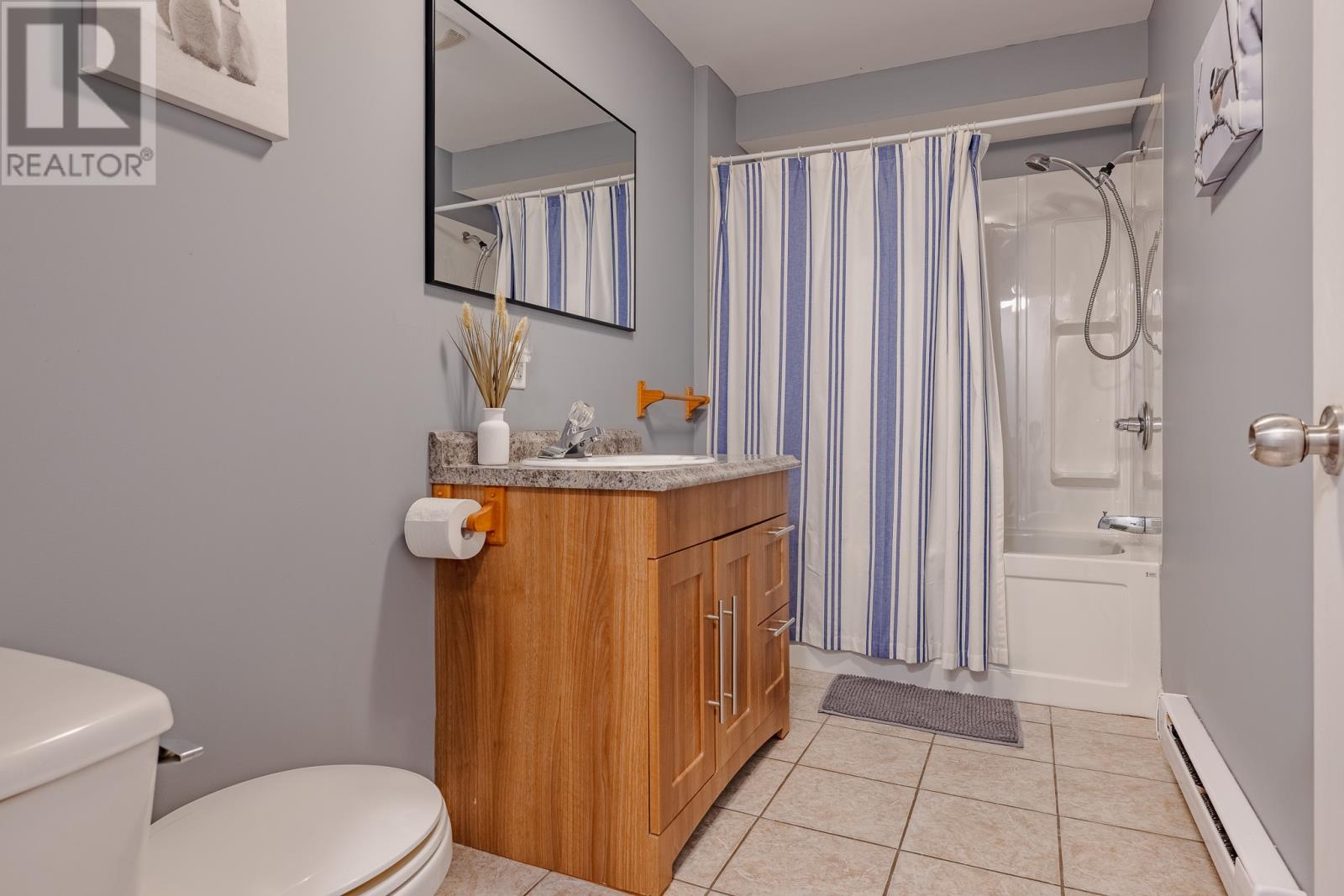 14 Warren Drive Property Photo 16