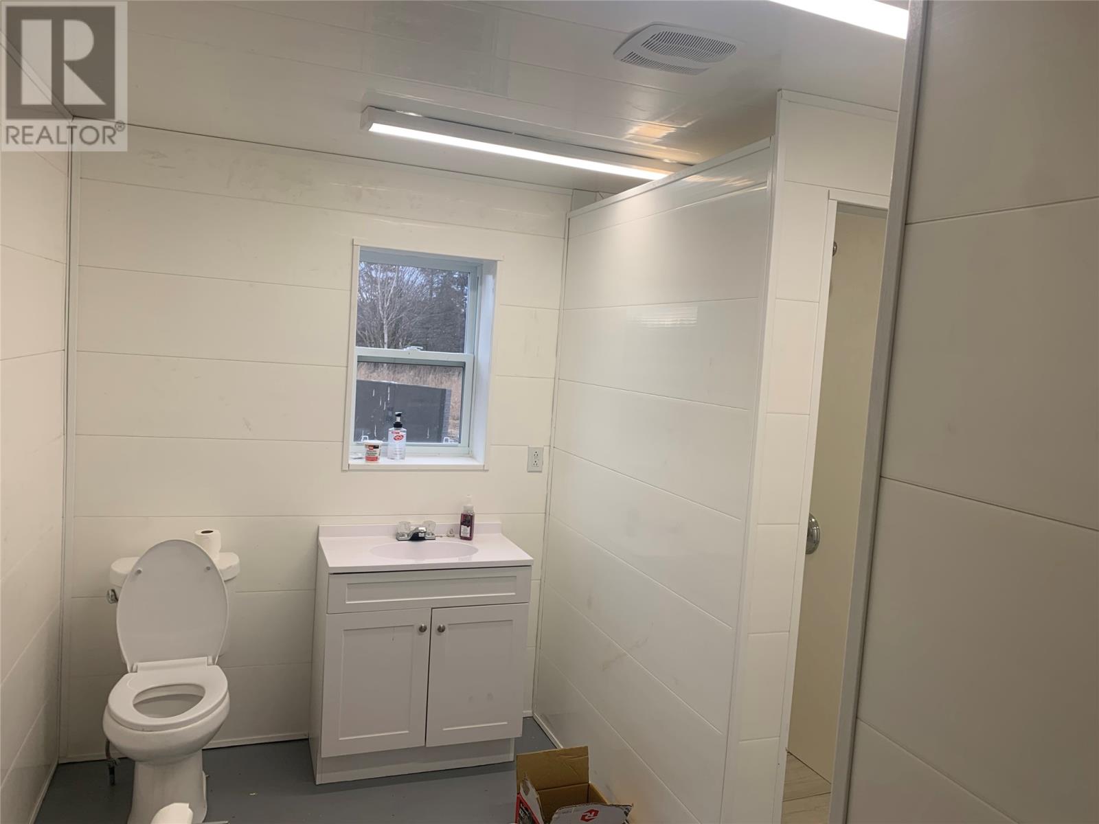 27 Farm Road Property Photo 11