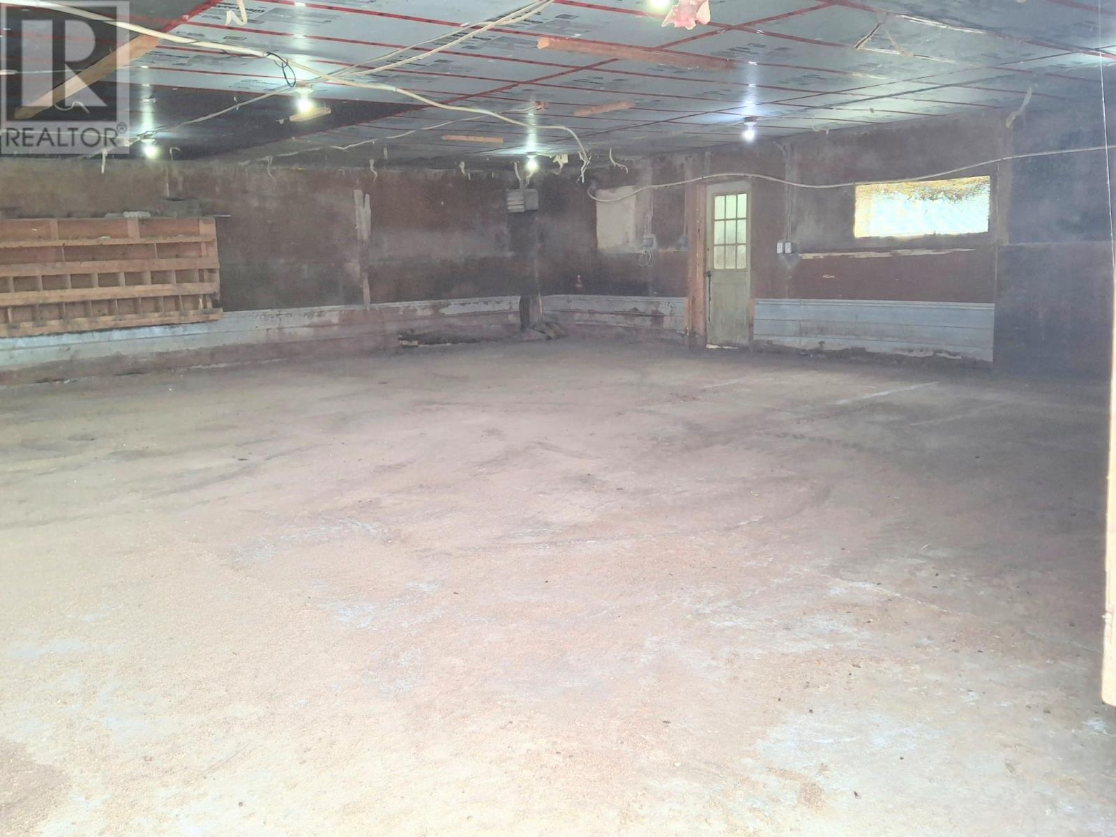 27 Farm Road Property Photo 19