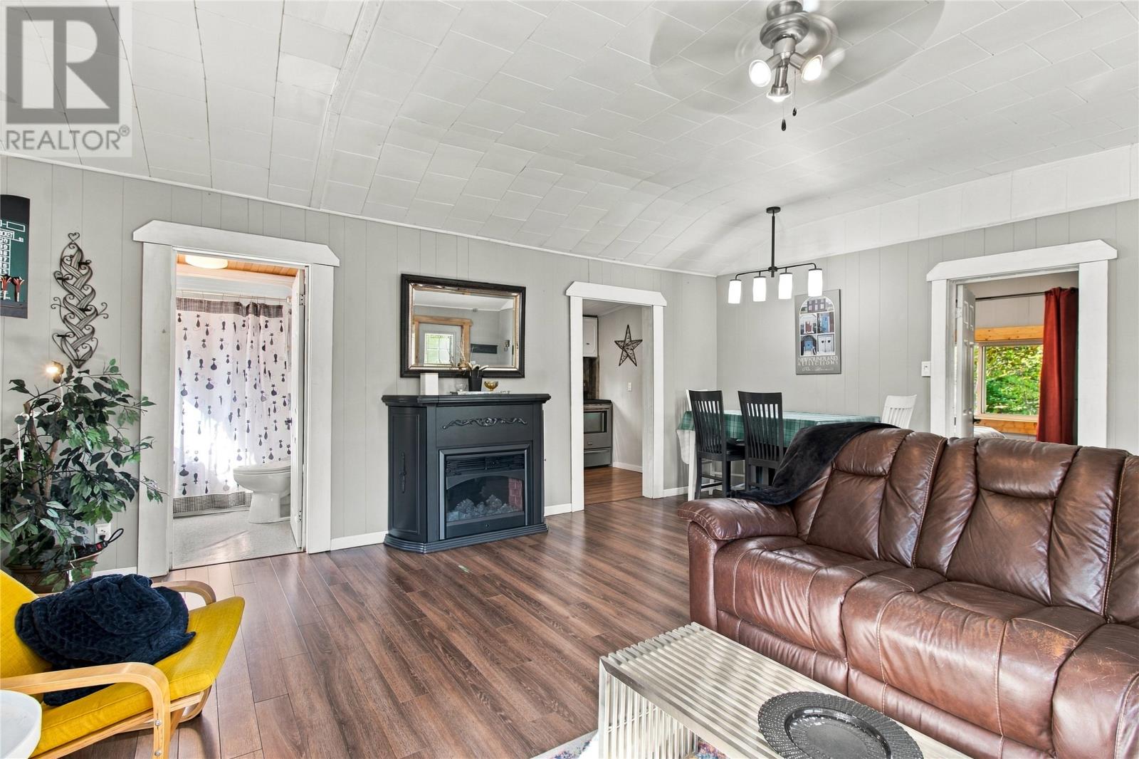 542 Beachycove Road Property Photo 10