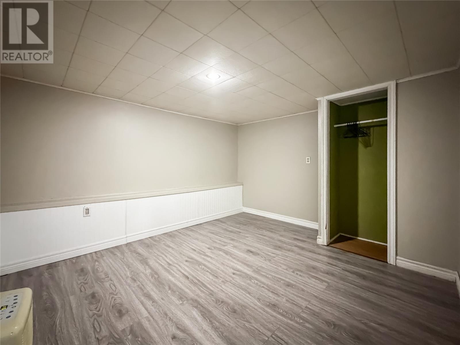 358 Creston Boulevard Property Photo 23