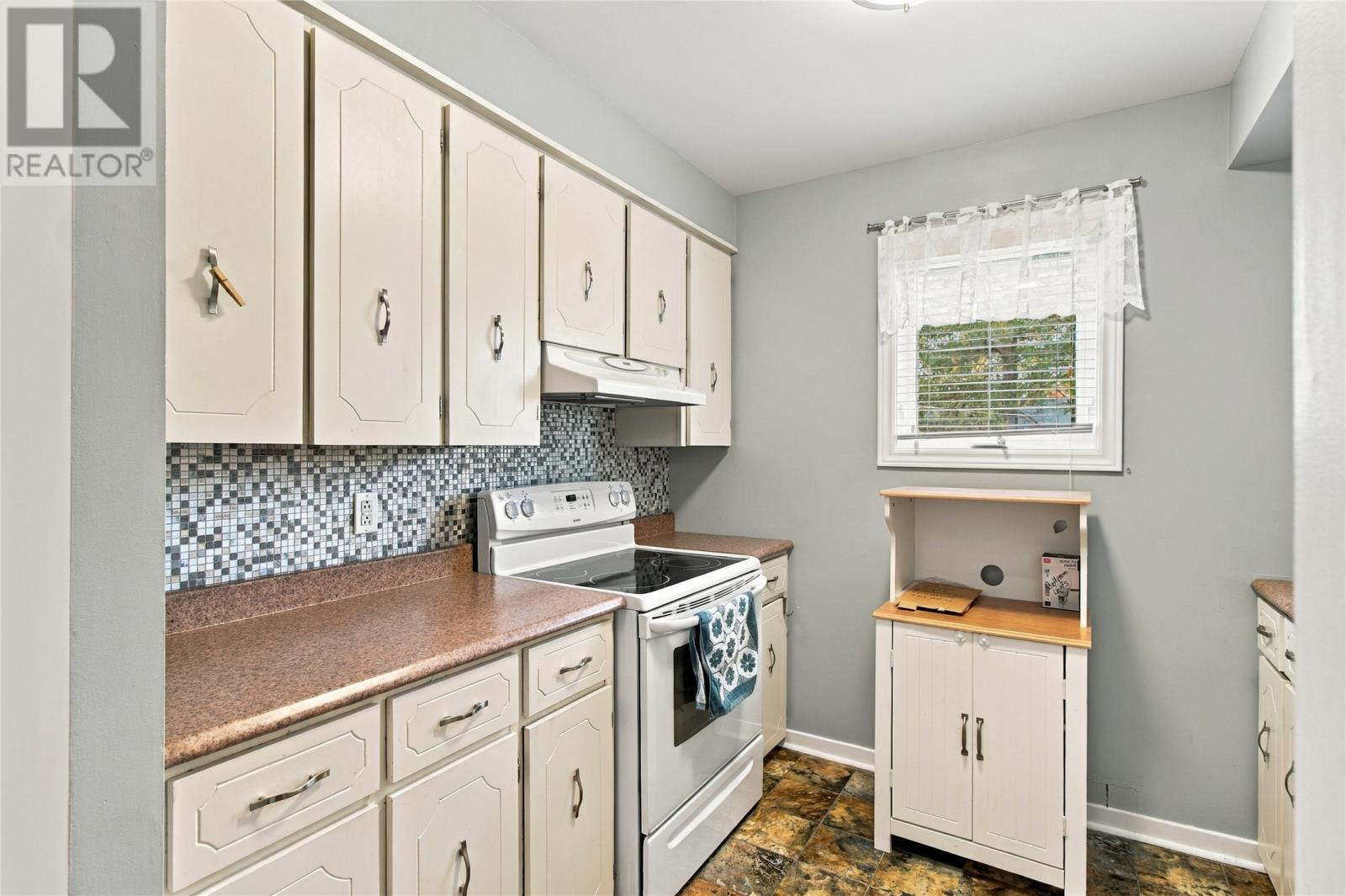 25 Jeffers Drive Property Photo 7