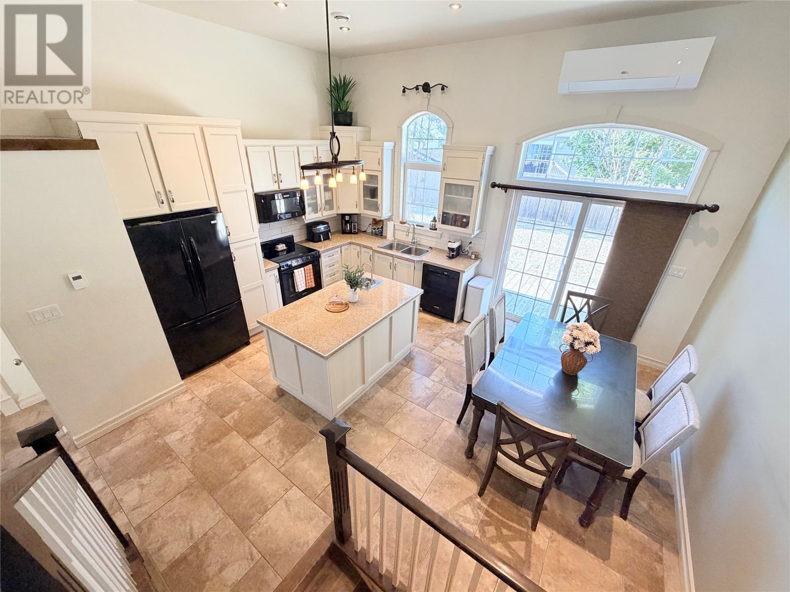 10 Ball Street Property Photo 4