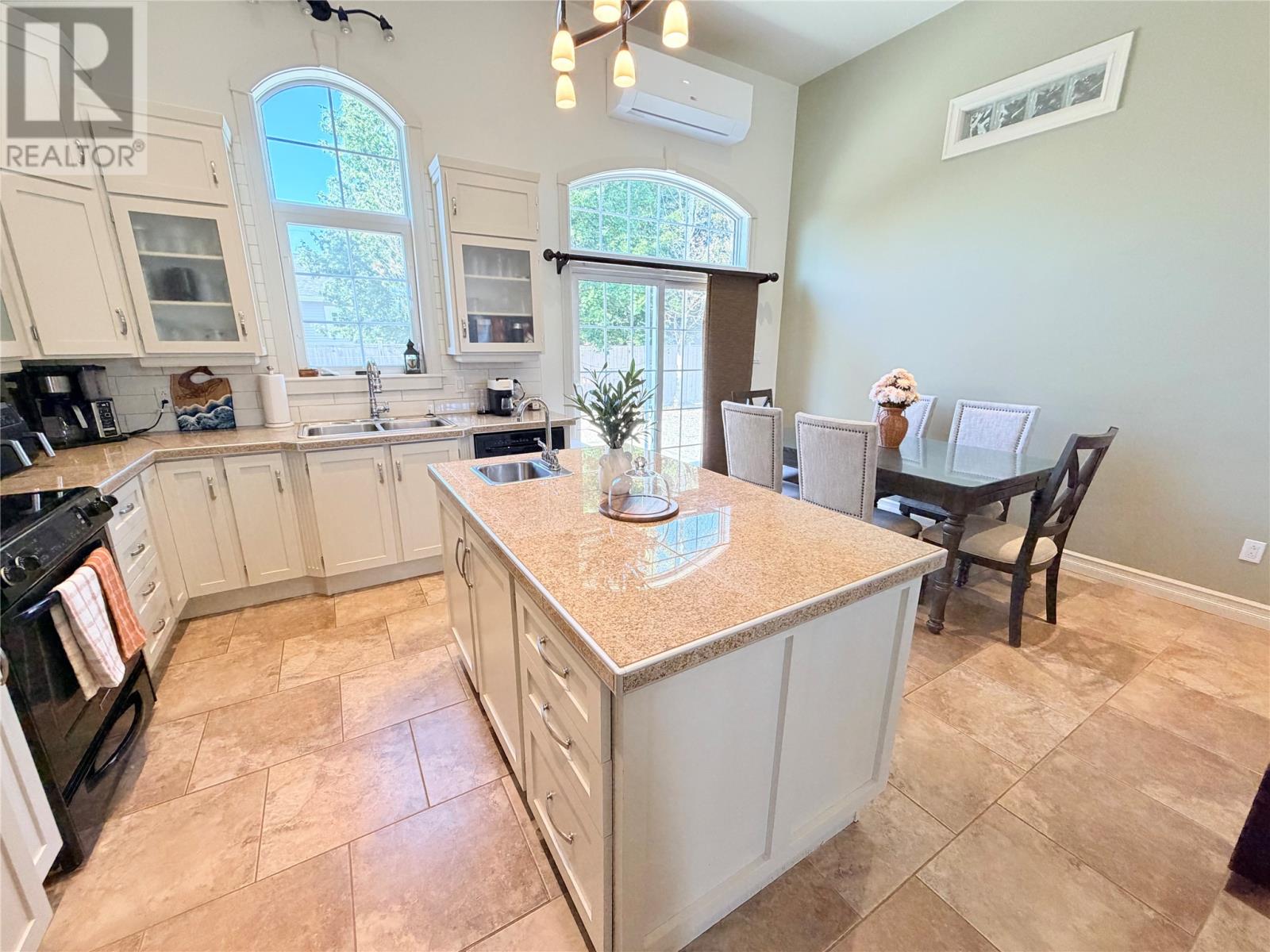 10 Ball Street Property Photo 7