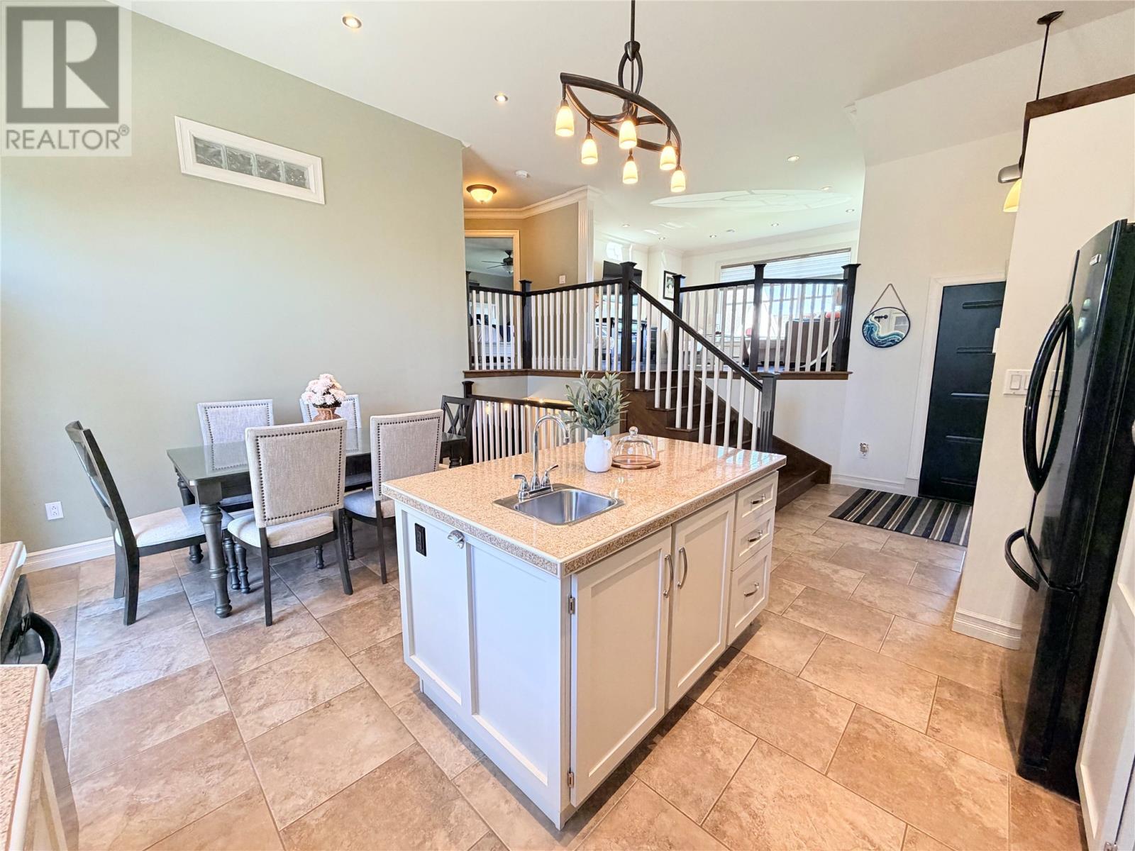 10 Ball Street Property Photo 8
