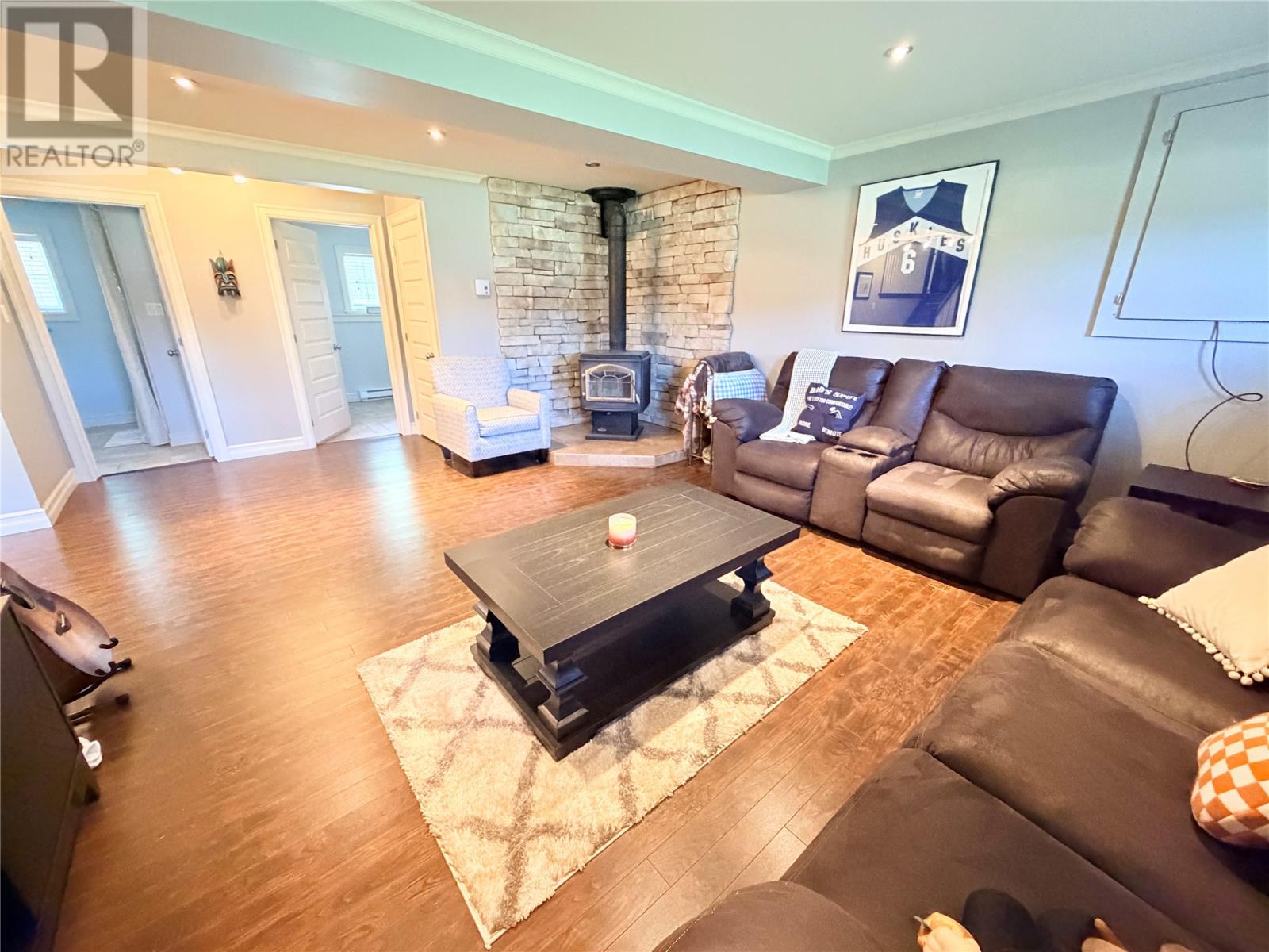 10 Ball Street Property Photo 32