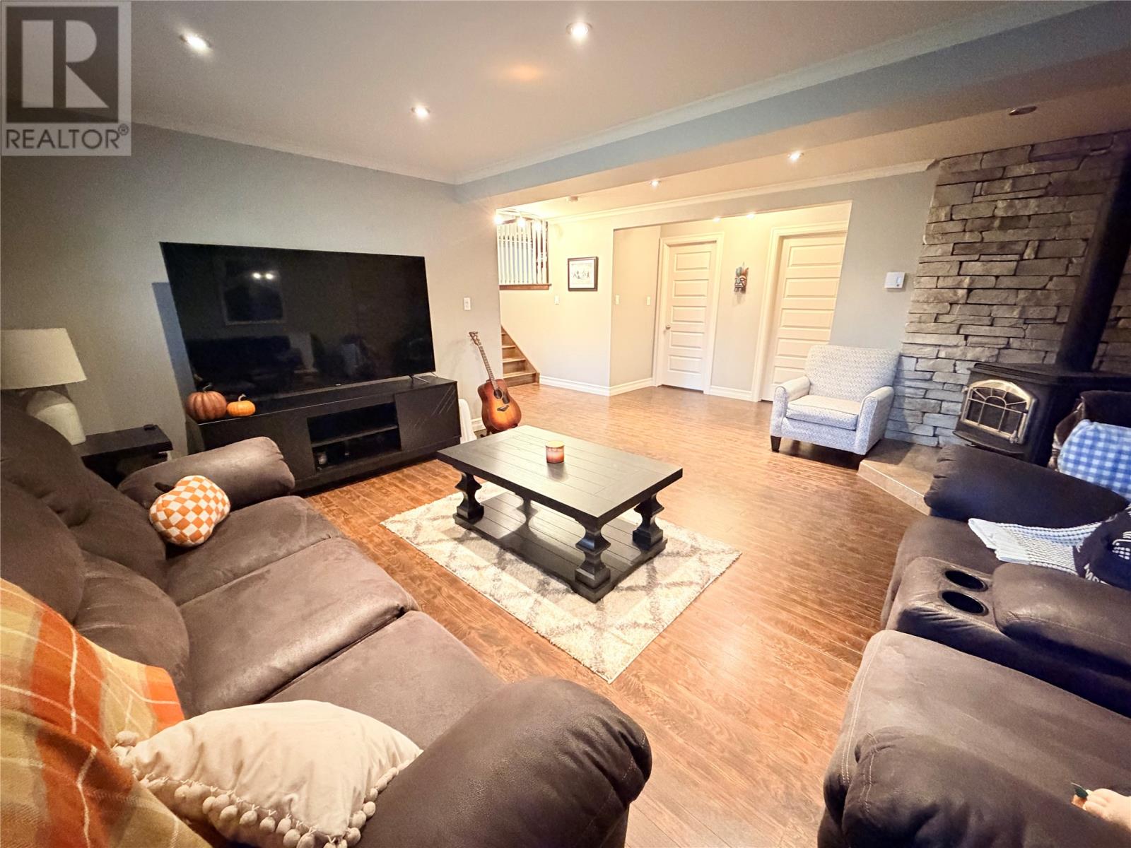 10 Ball Street Property Photo 33
