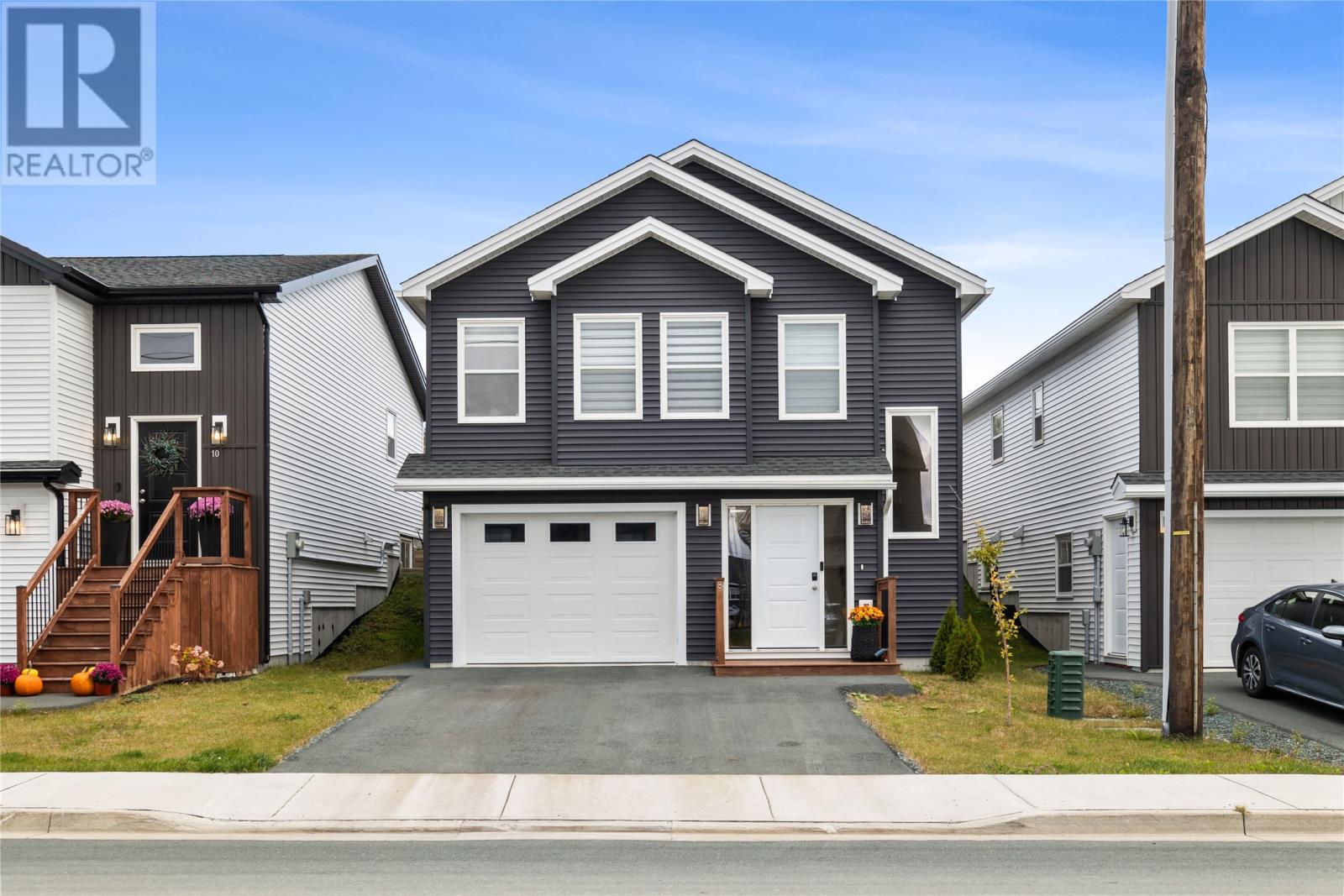 8 Rembrandt Boulevard Property Photo 1