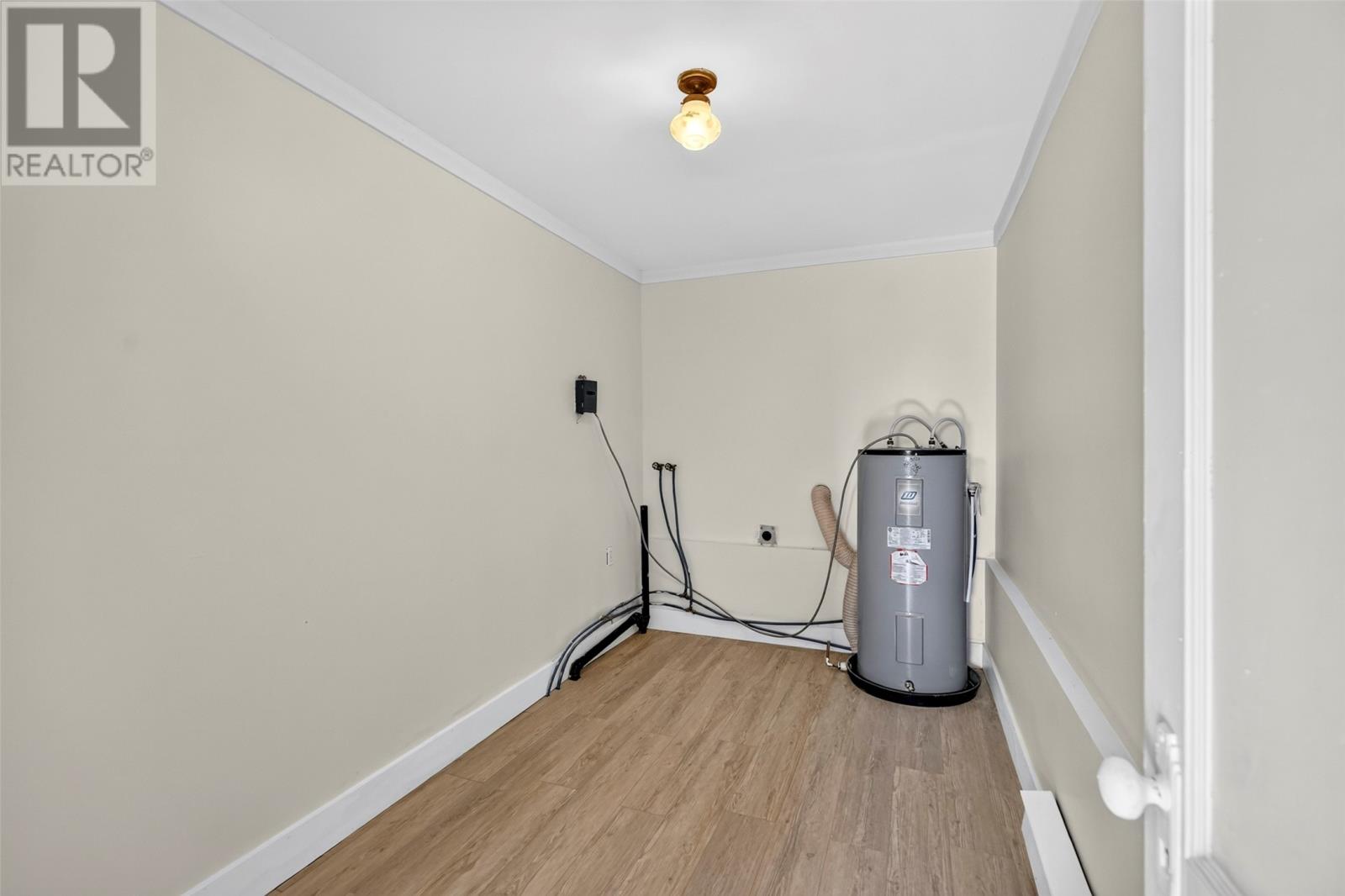 20 Meadow Road Property Photo 12