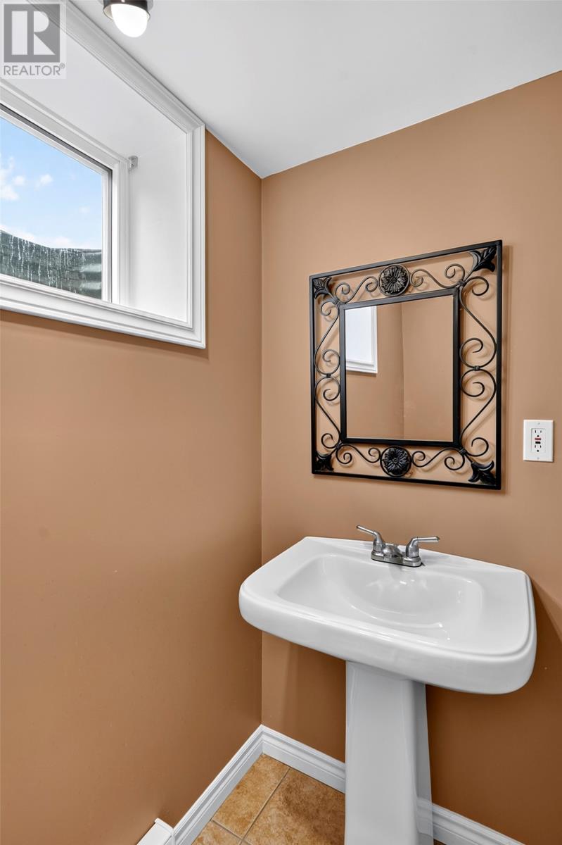 5 Lady Anne Place Property Photo 41