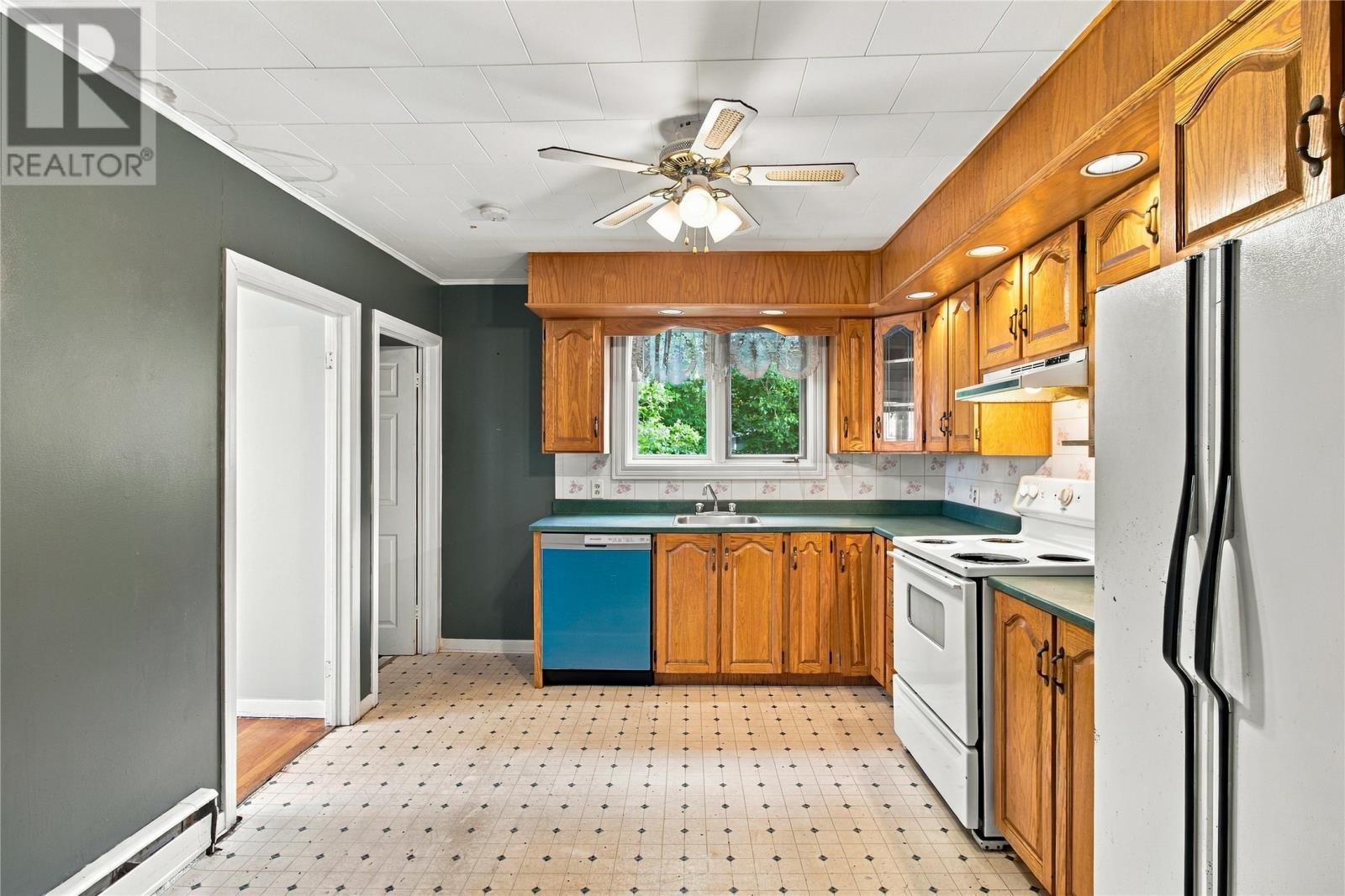 28 Thorburn Road Property Photo 10