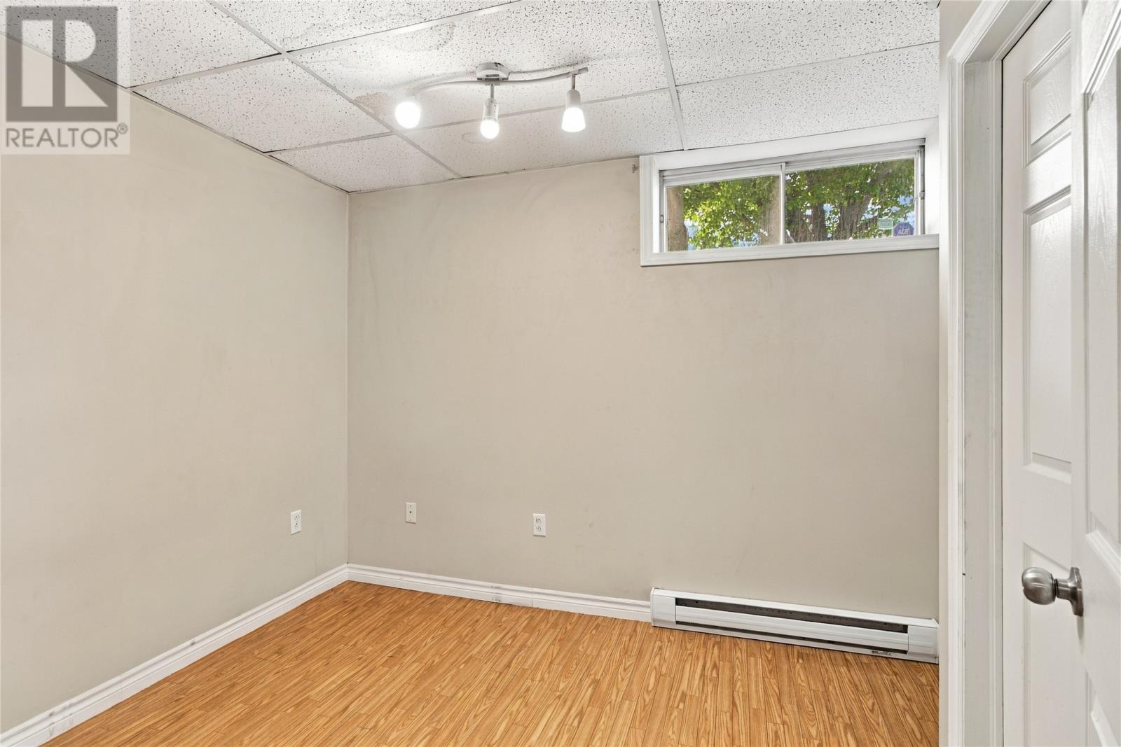 28 Thorburn Road Property Photo 17