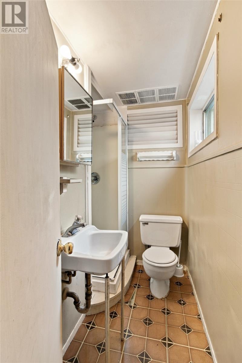 28 Thorburn Road Property Photo 18