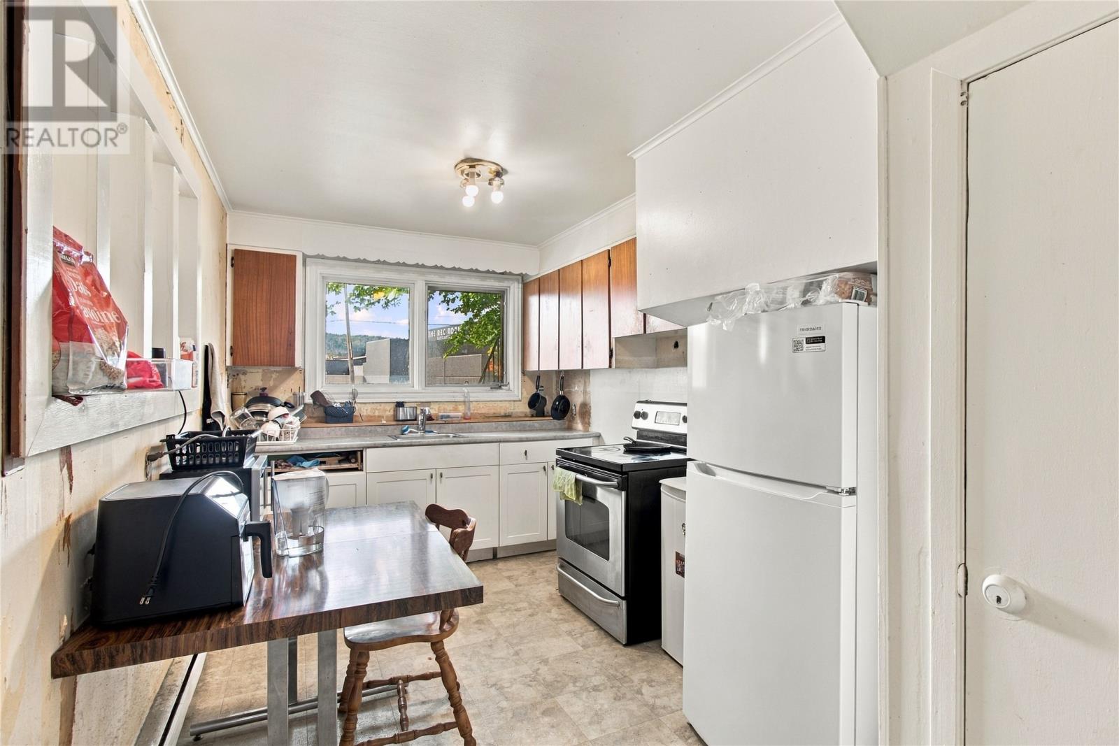 28 Thorburn Road Property Photo 23