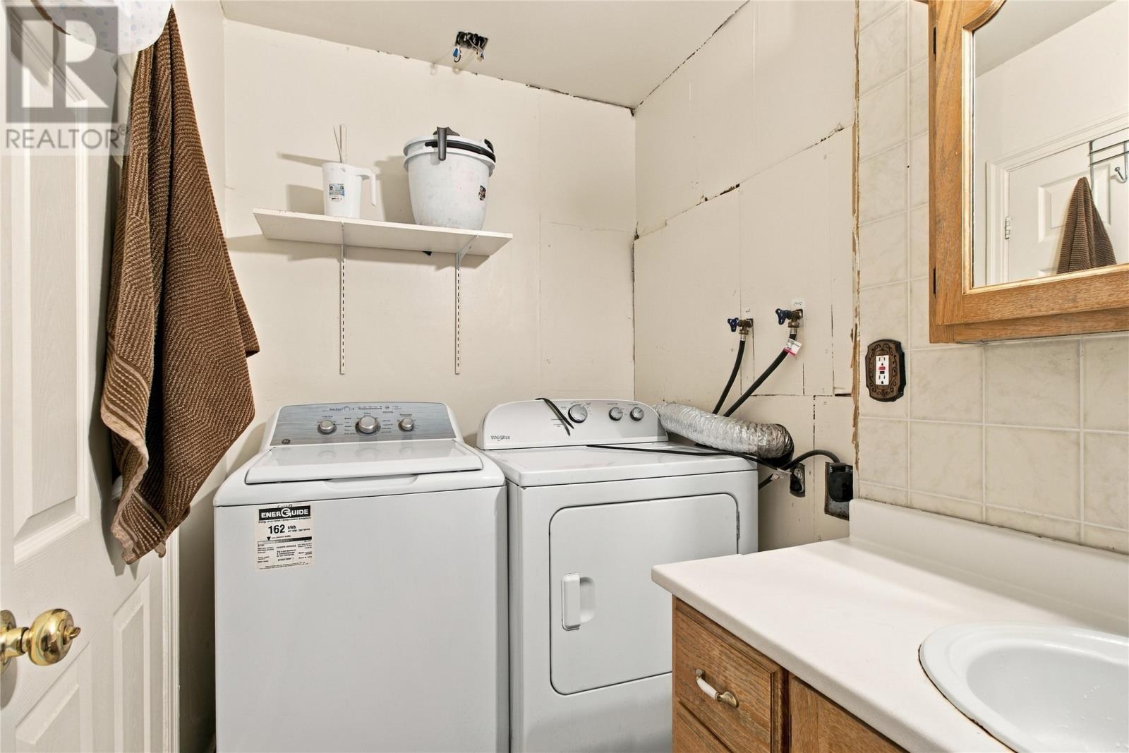 28 Thorburn Road Property Photo 27