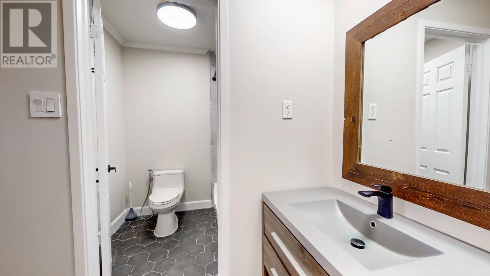 55 Heavy Tree Road Property Photo 17