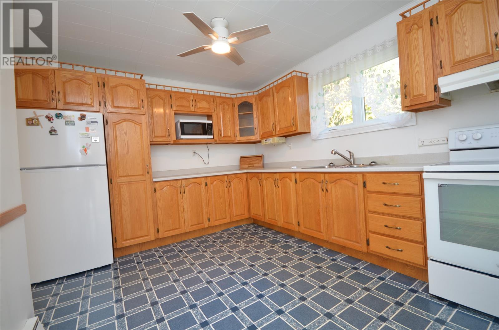 33 Ledrew's Road Property Photo 5