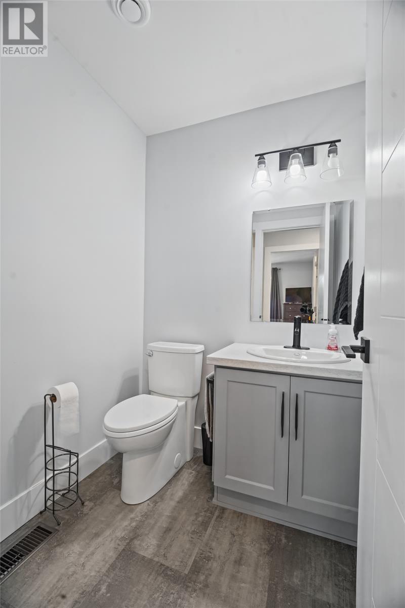 5 Red Cliff Road Property Photo 11