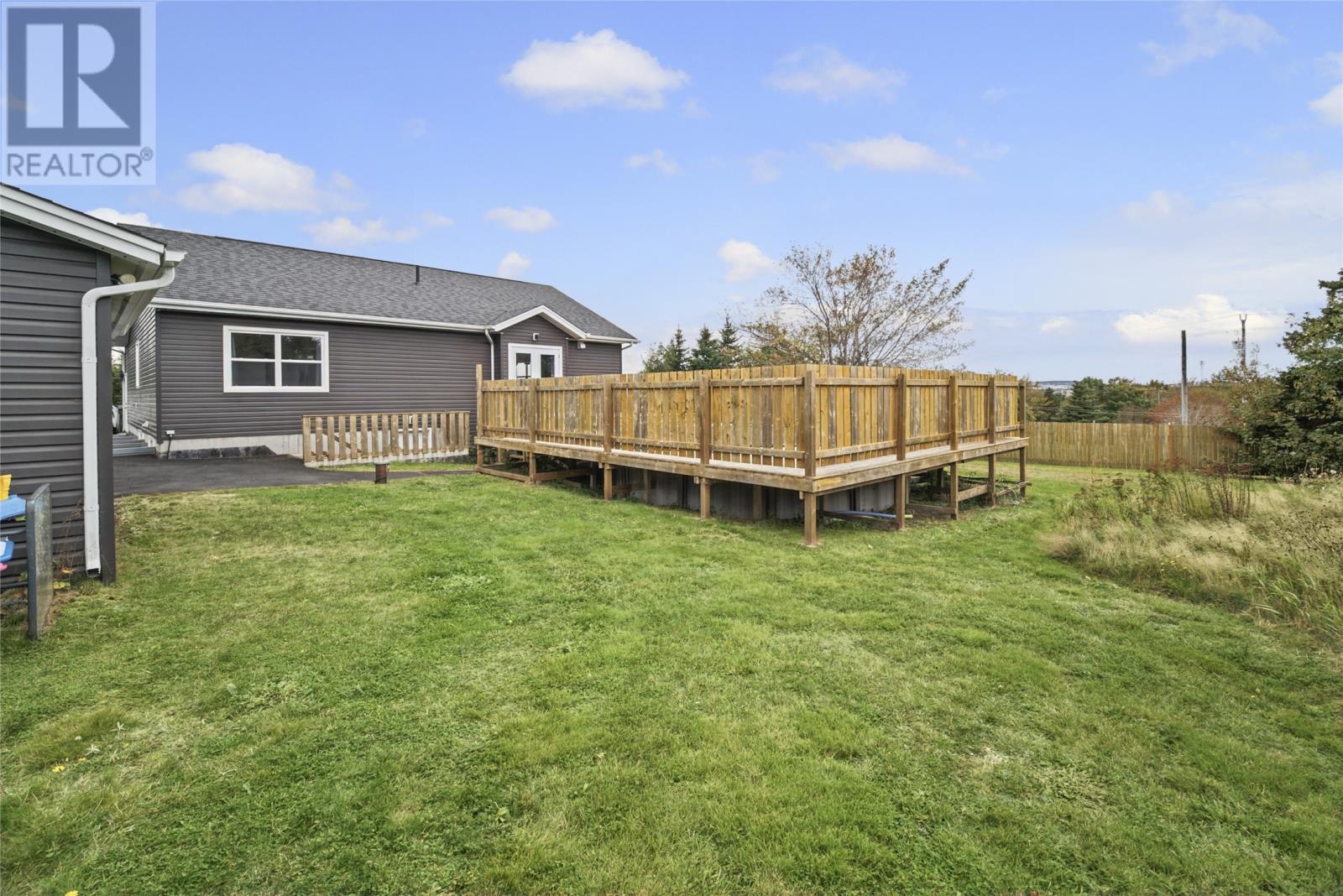 5 Red Cliff Road Property Photo 29