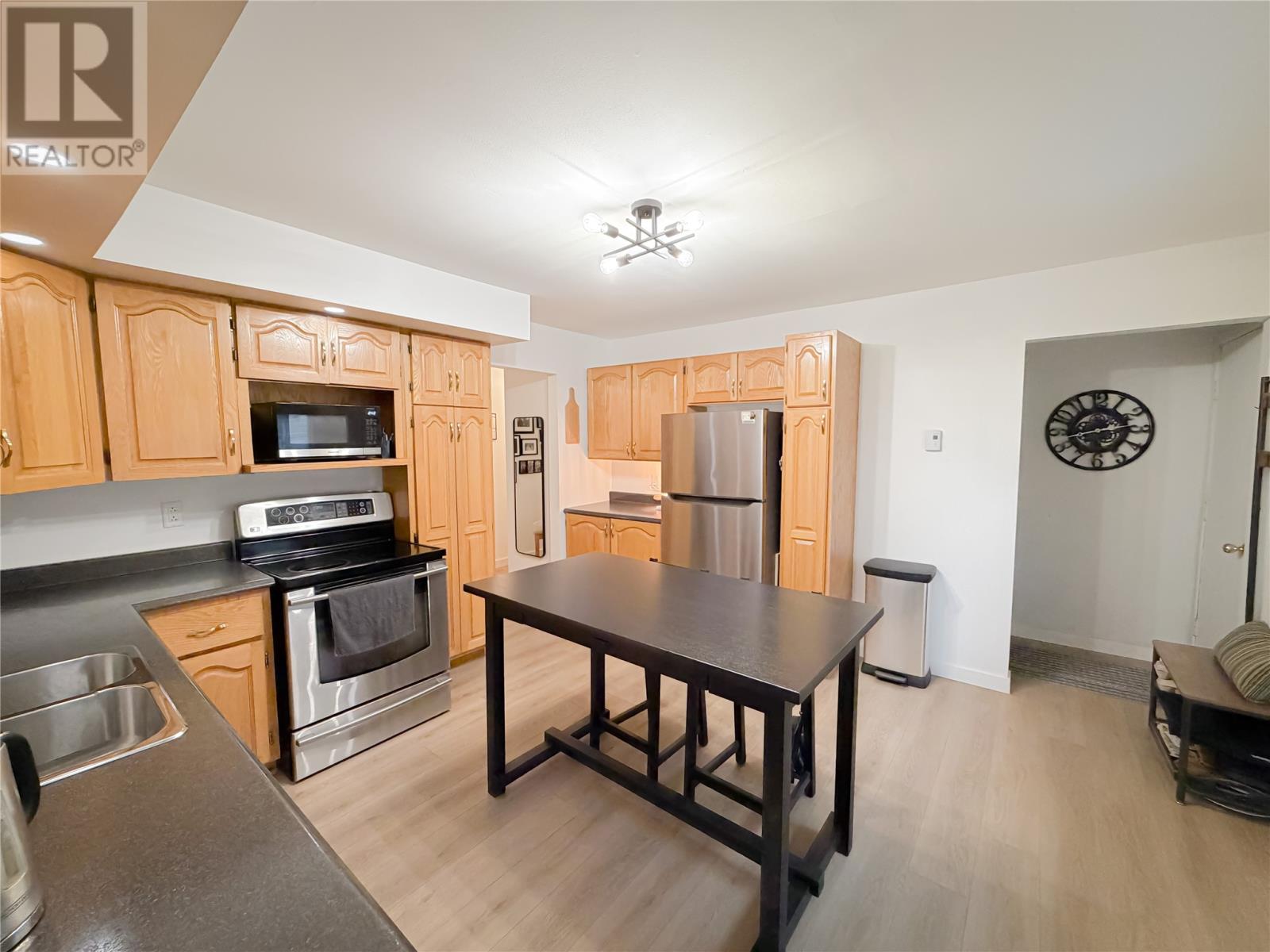 33 Atlantic Avenue Property Photo 6