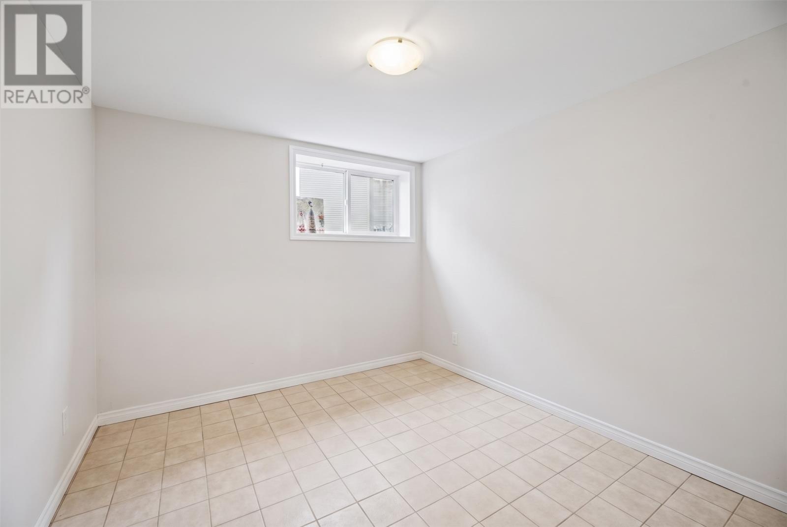 48 Cape Pine Street Property Photo 15