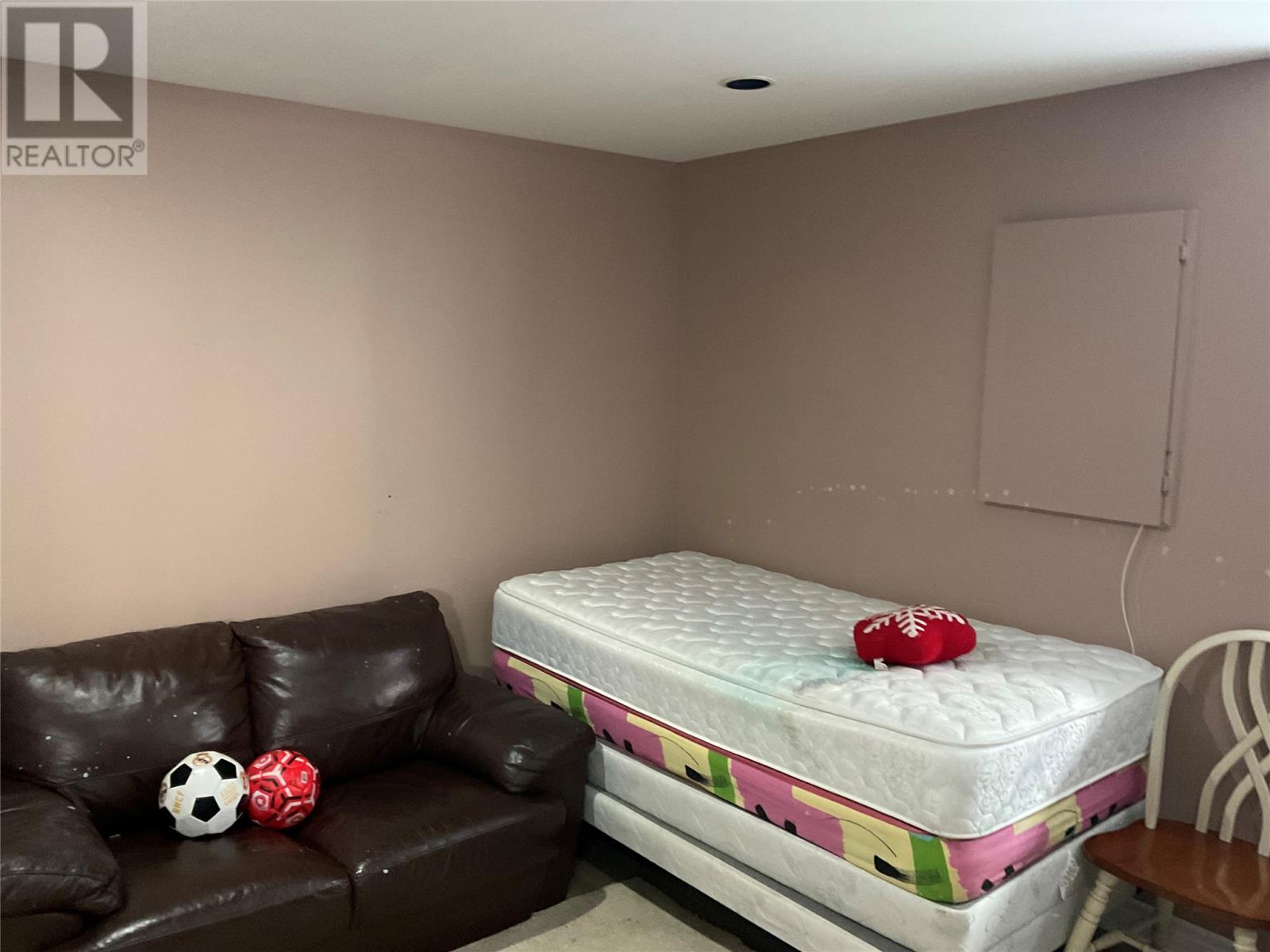 11 Harp Place Property Photo 13