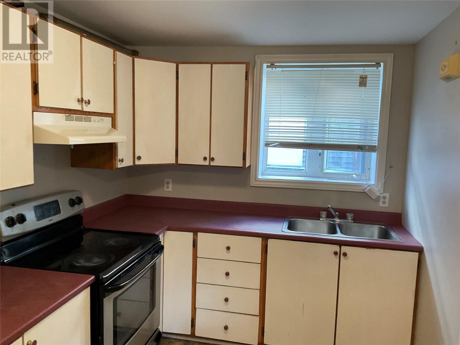 11 Harp Place Property Photo 18