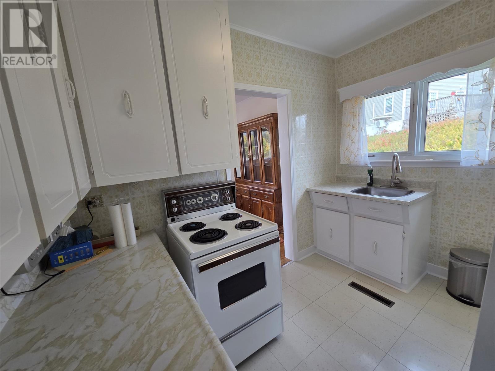 4 Circular Road Property Photo 13