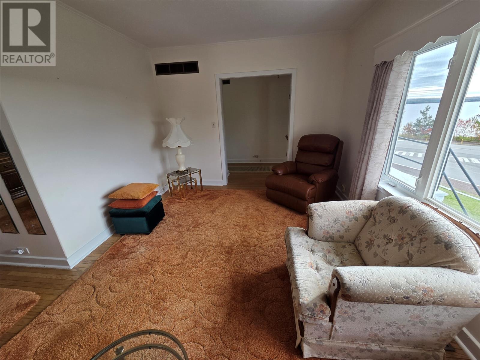 4 Circular Road Property Photo 18