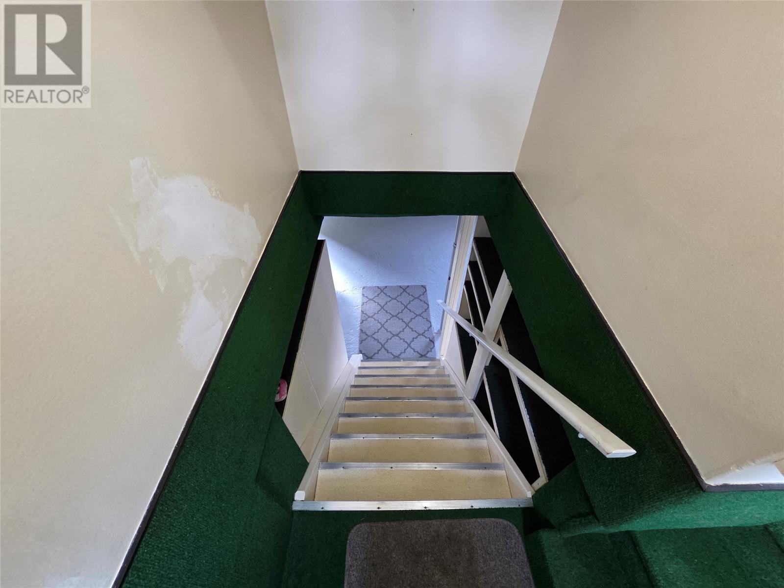 4 Circular Road Property Photo 27